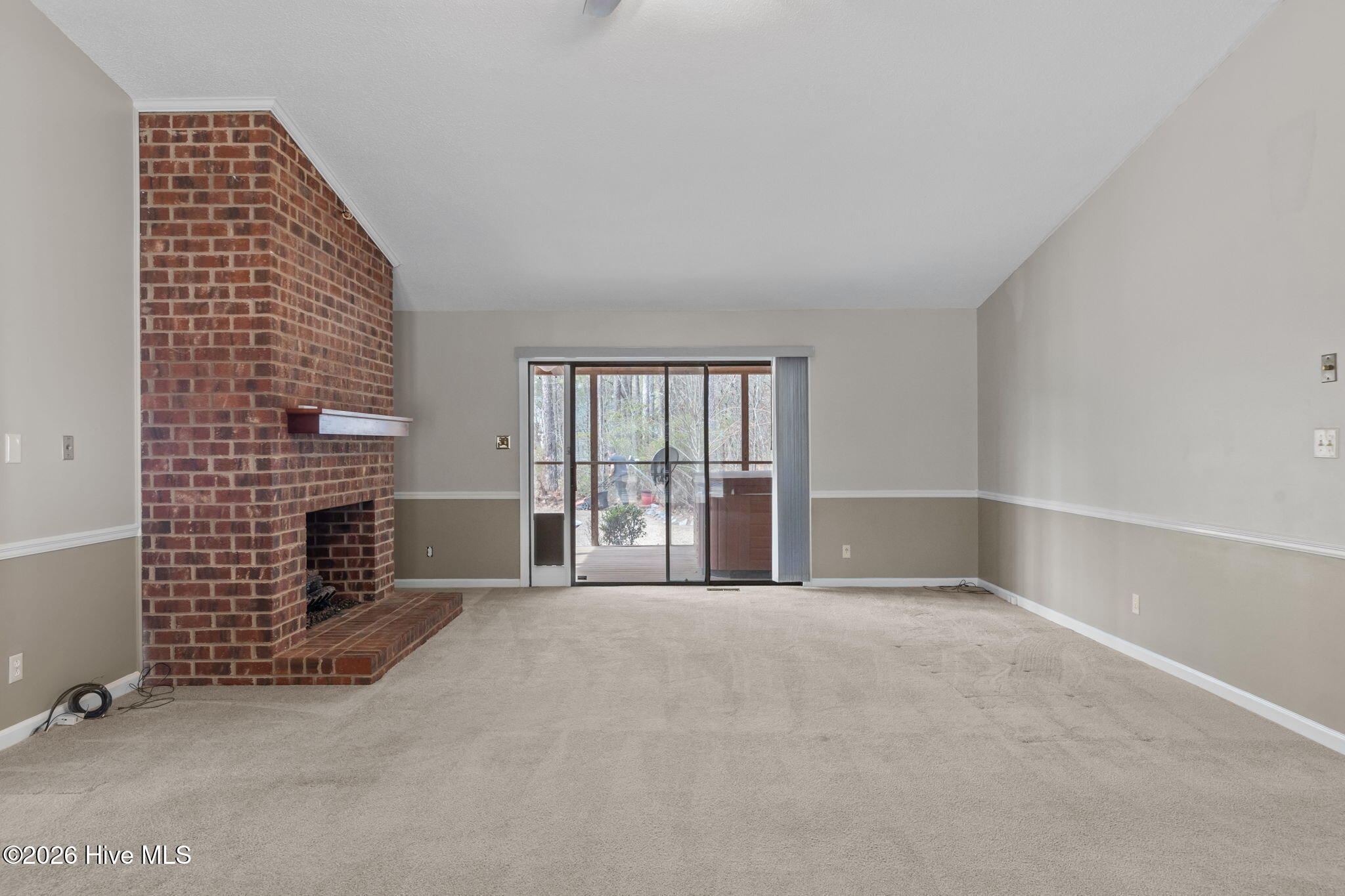 30080 Deercroft Drive Property Photo 12