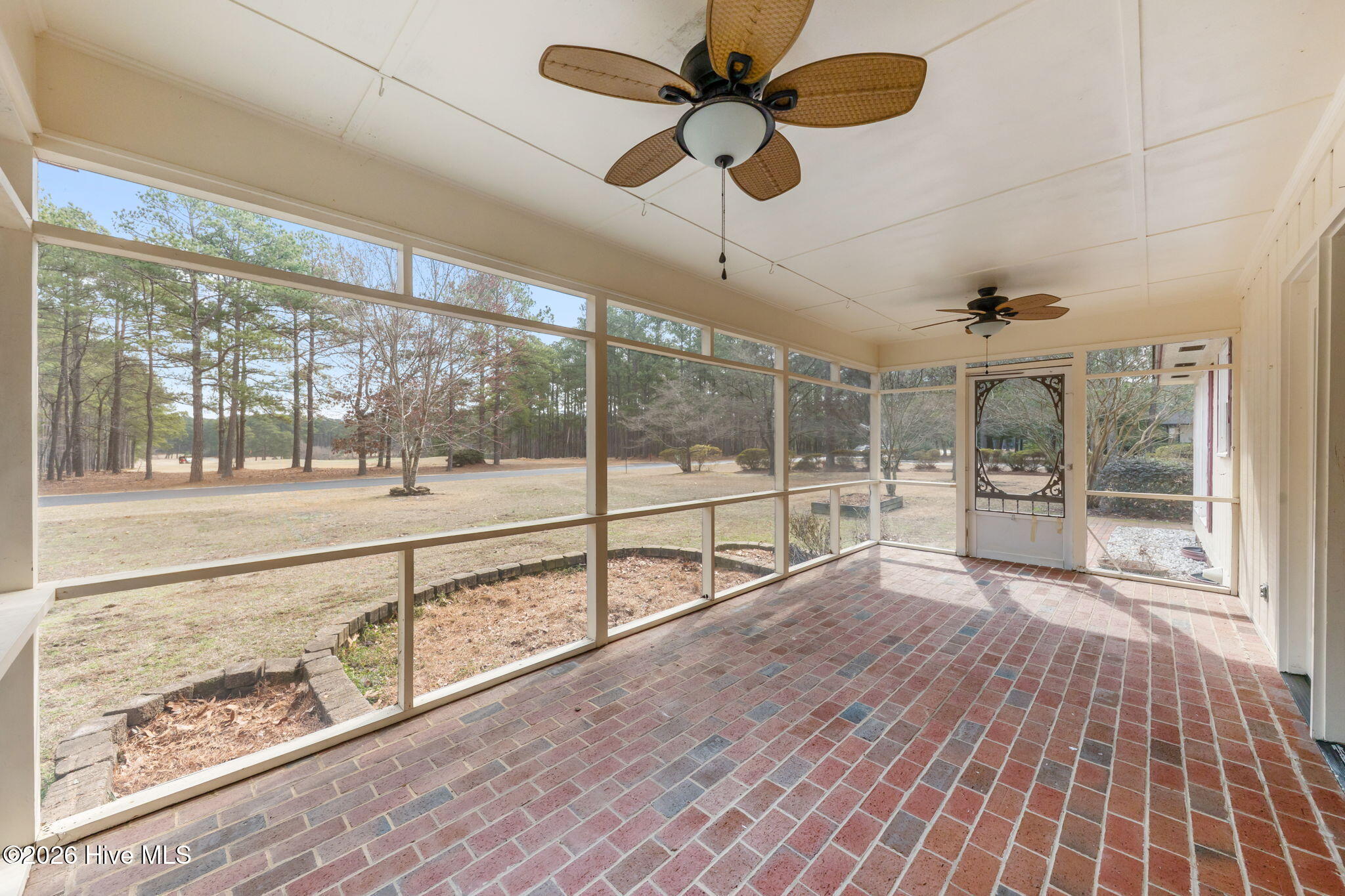 30080 Deercroft Drive Property Photo 23