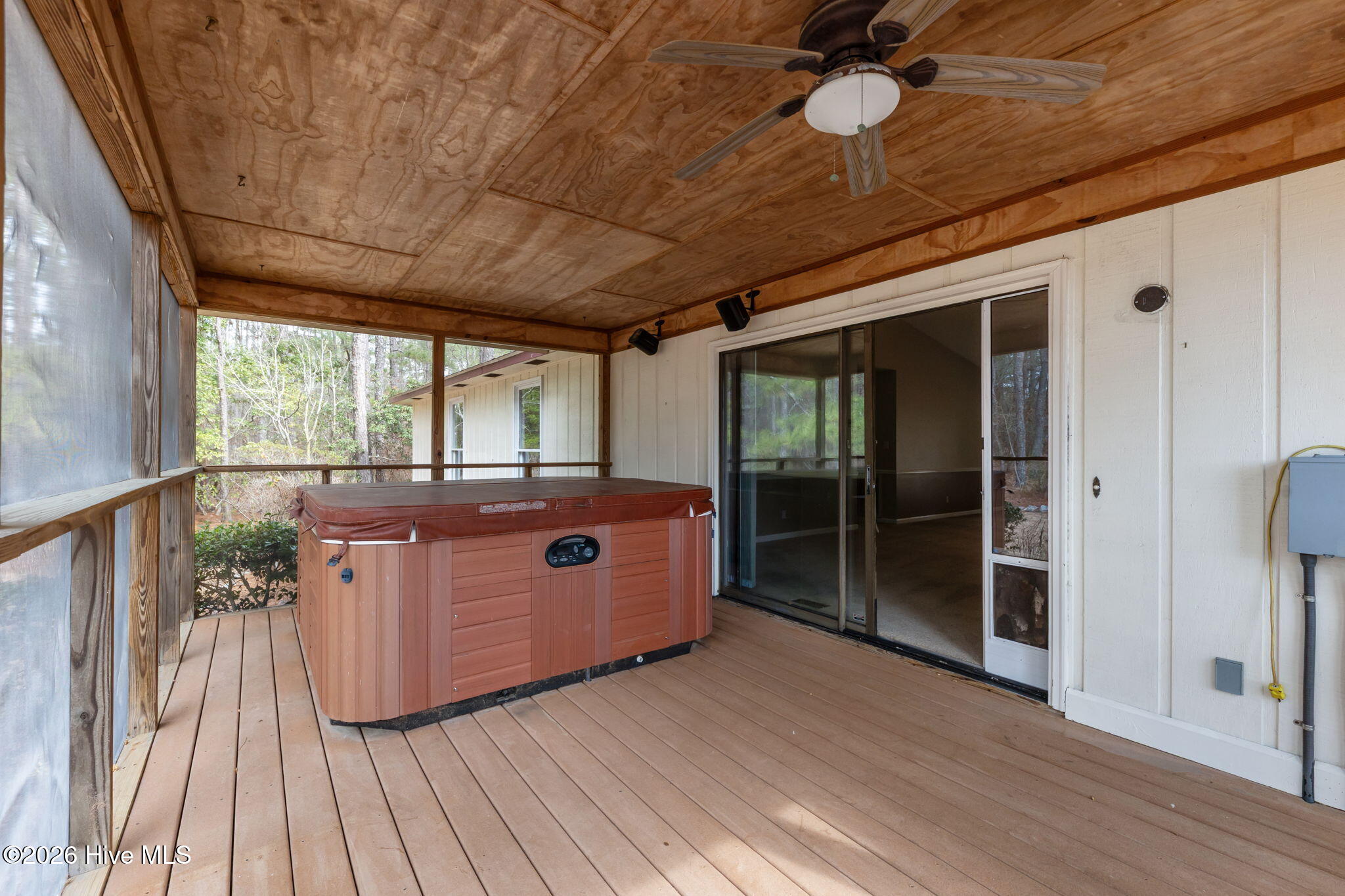 30080 Deercroft Drive Property Photo 25