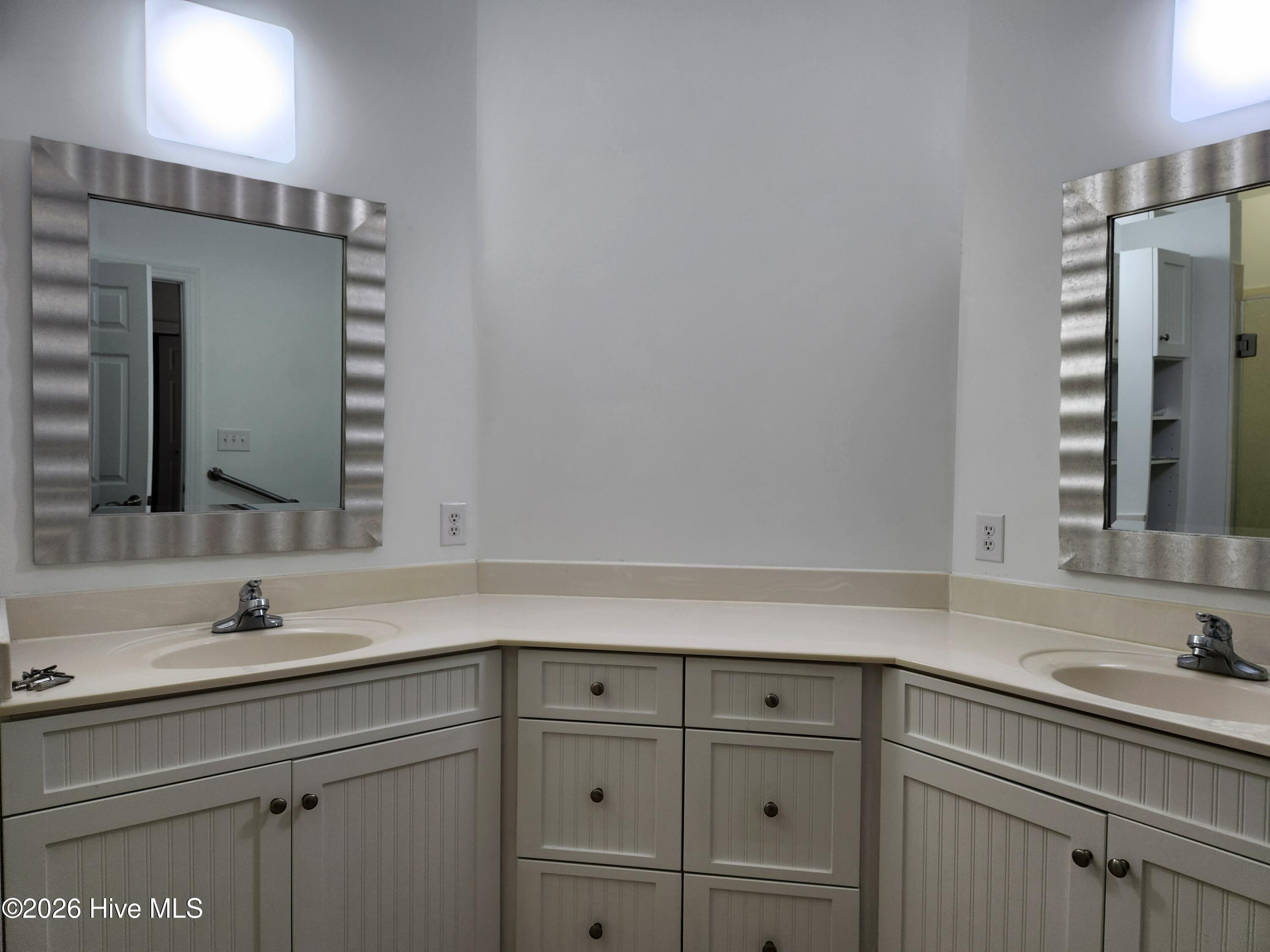 300 Lighthouse Lane A-1 Property Photo 6