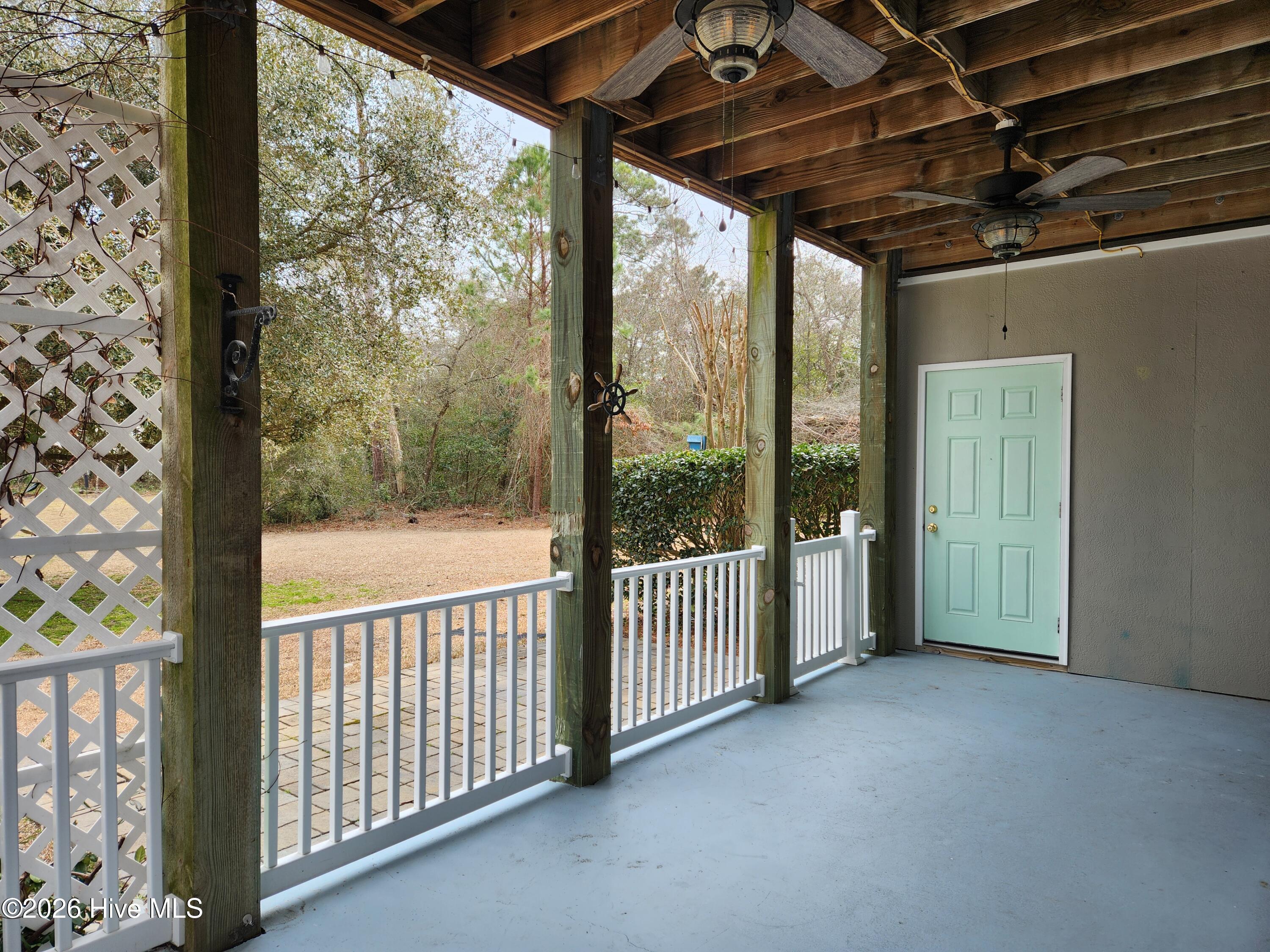 300 Lighthouse Lane A-1 Property Photo 10