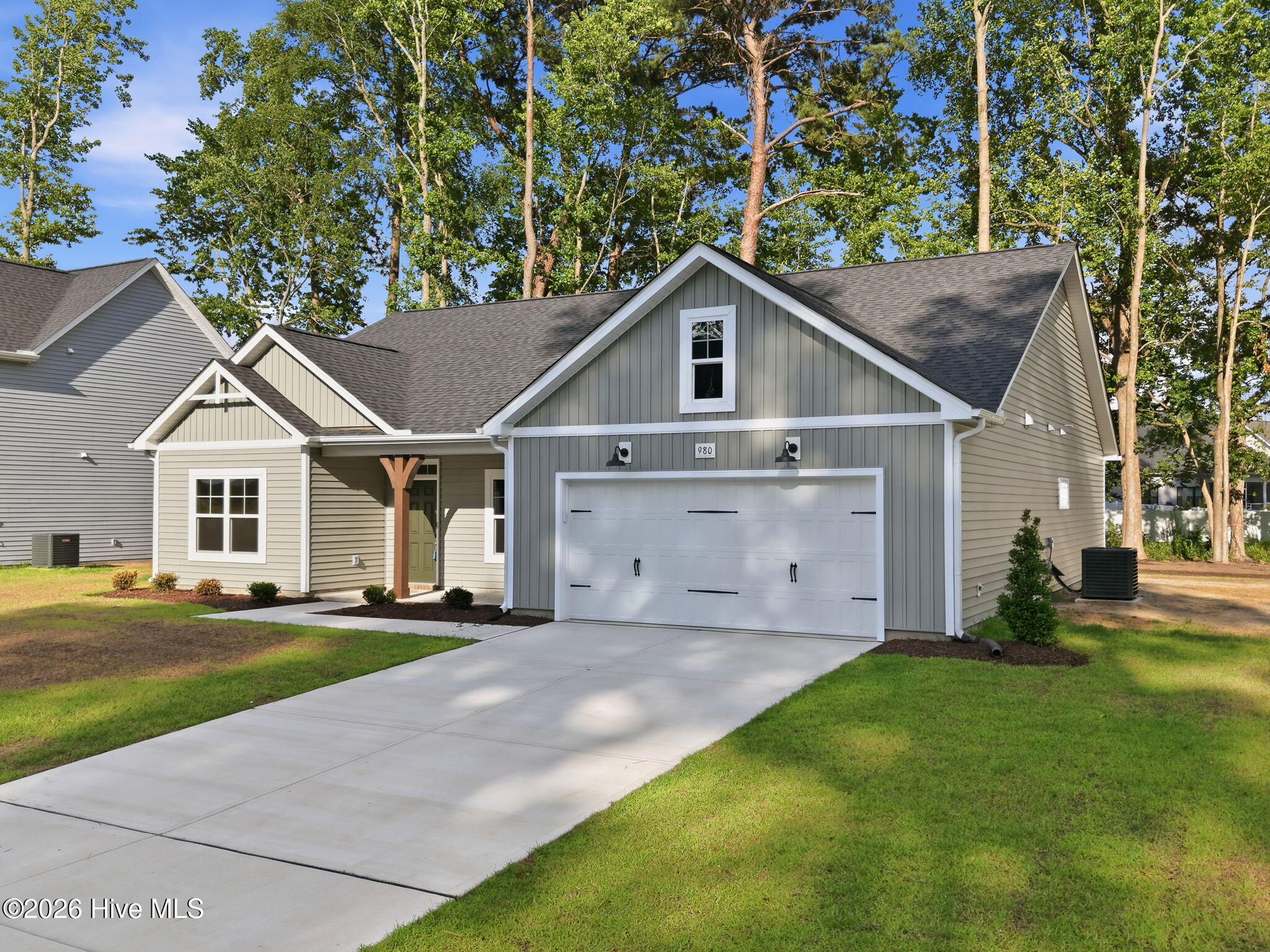 980 Rialto Lane Property Photo 4