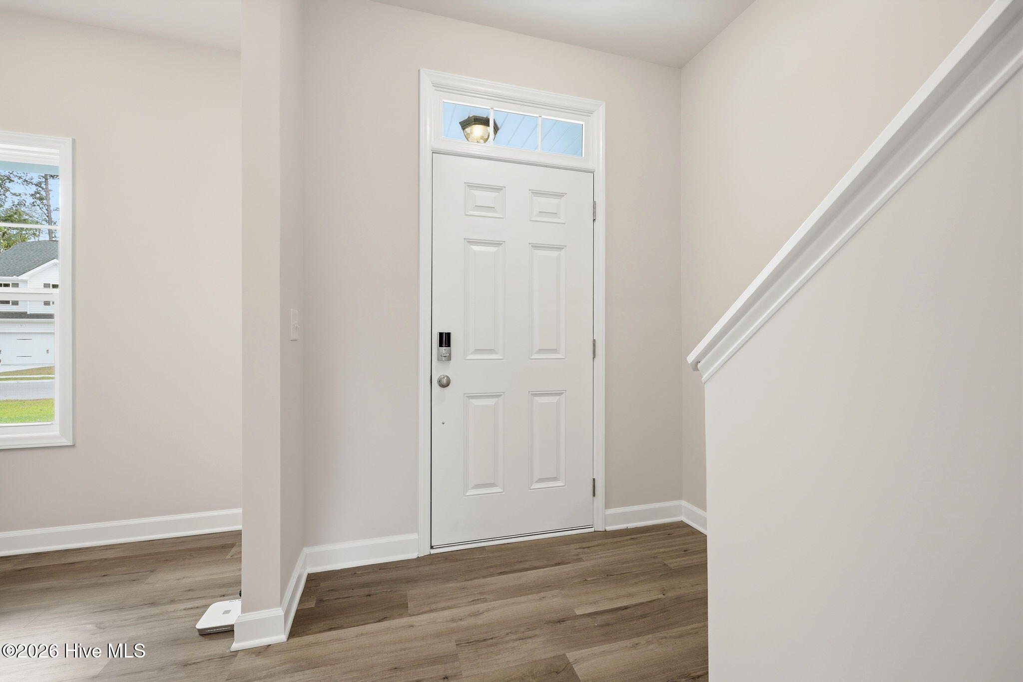 986 Rialto Lane Property Photo 7