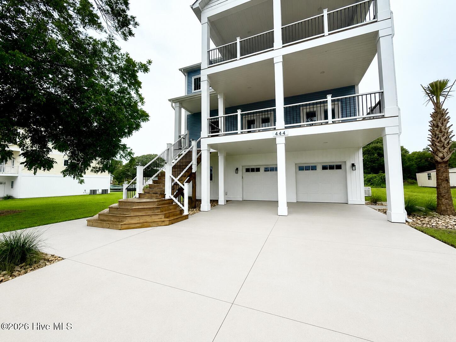 444 Pearson Circle Property Photo 2