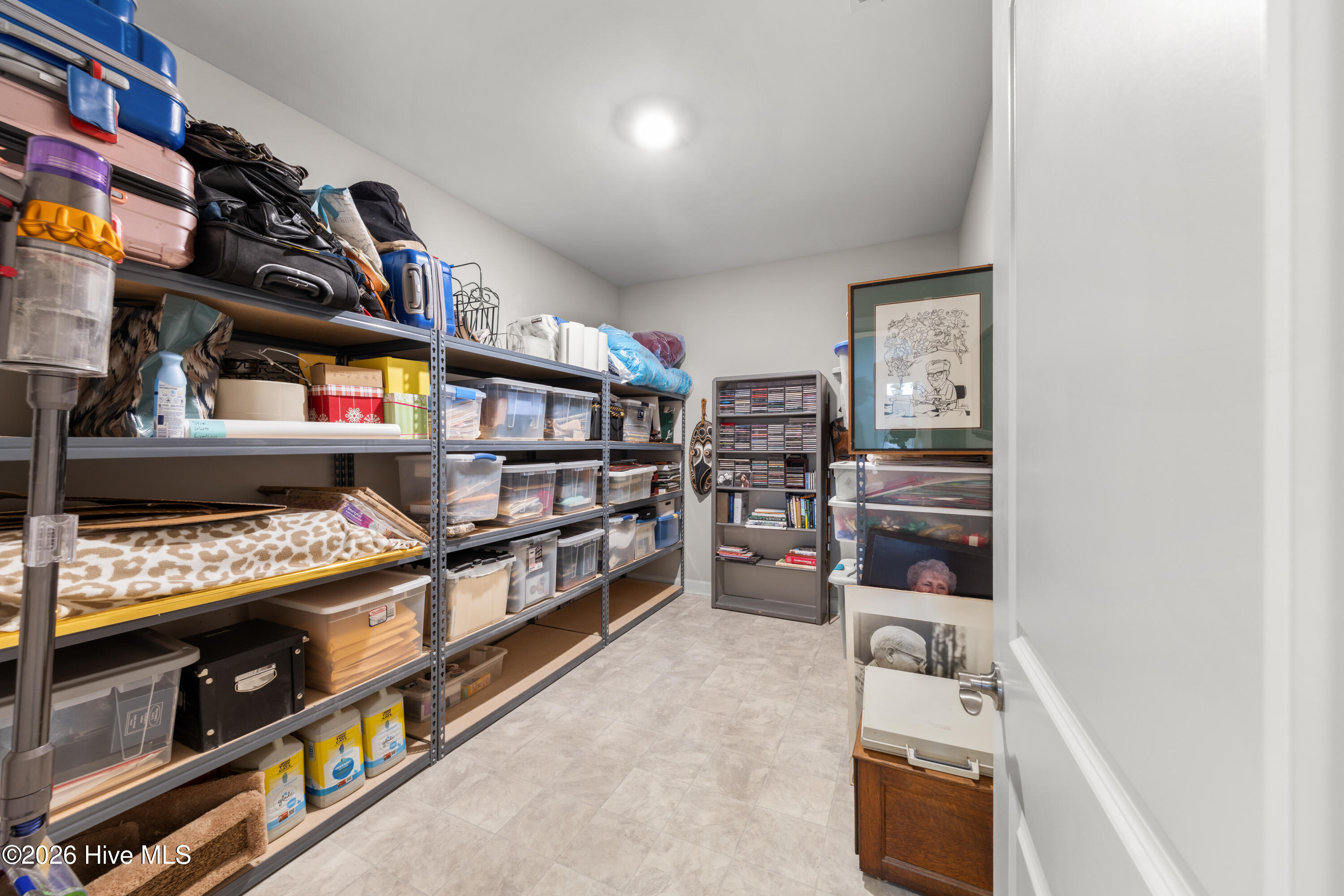 3574 White Spruce Glen Property Photo 9