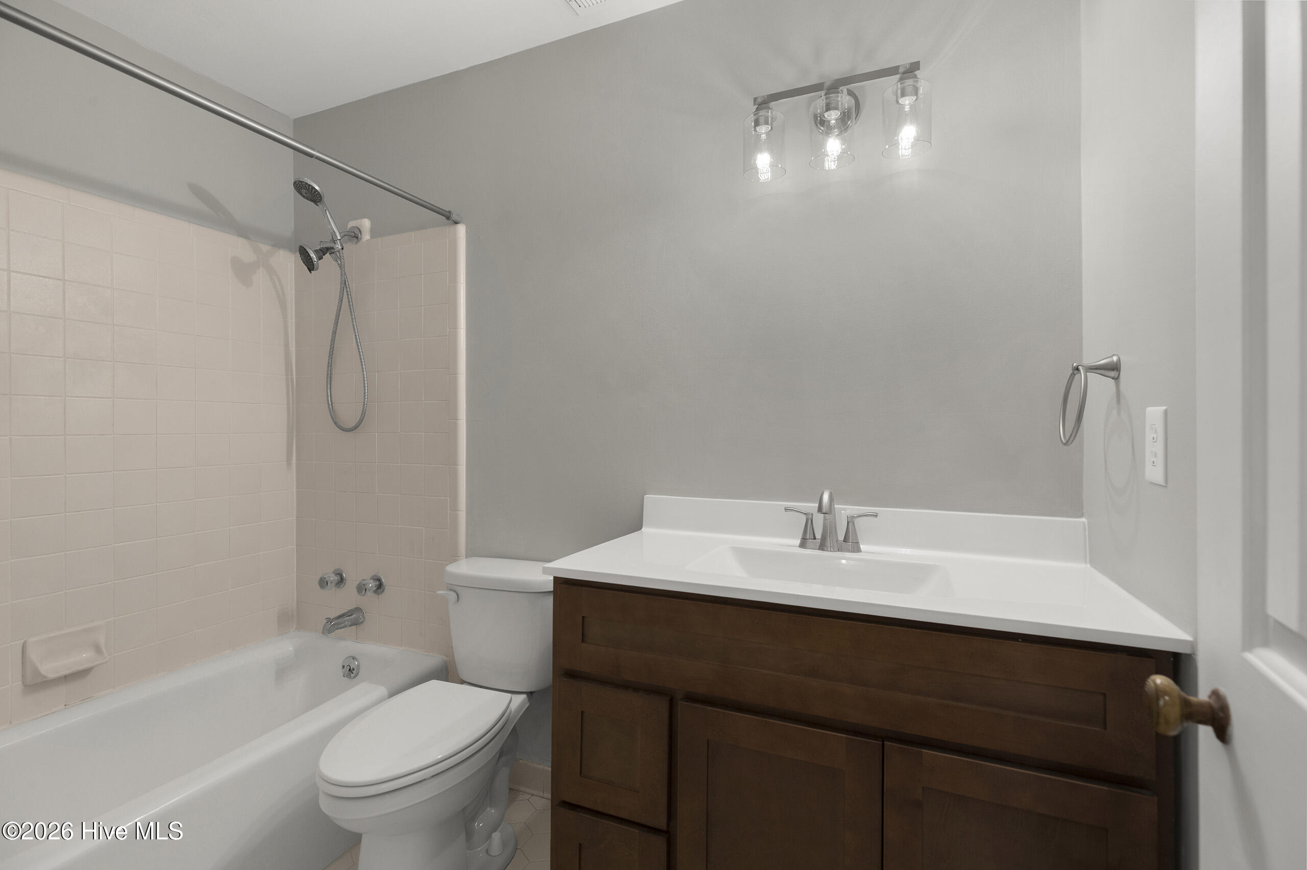 418 S 3rd Street A Property Photo 16