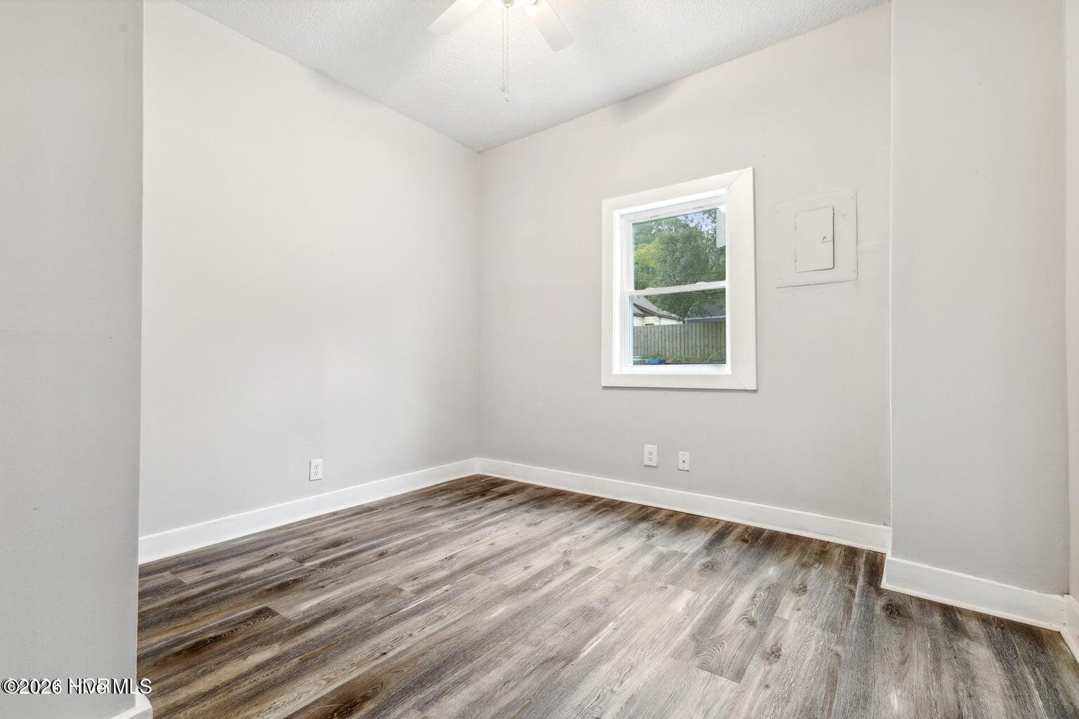 723 S 6th Street 1/2 Property Photo 37