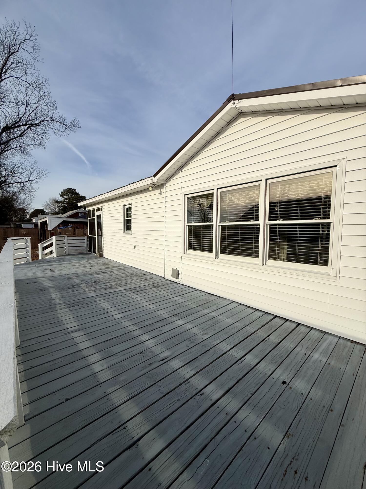 212 Sunset Drive Property Photo 10