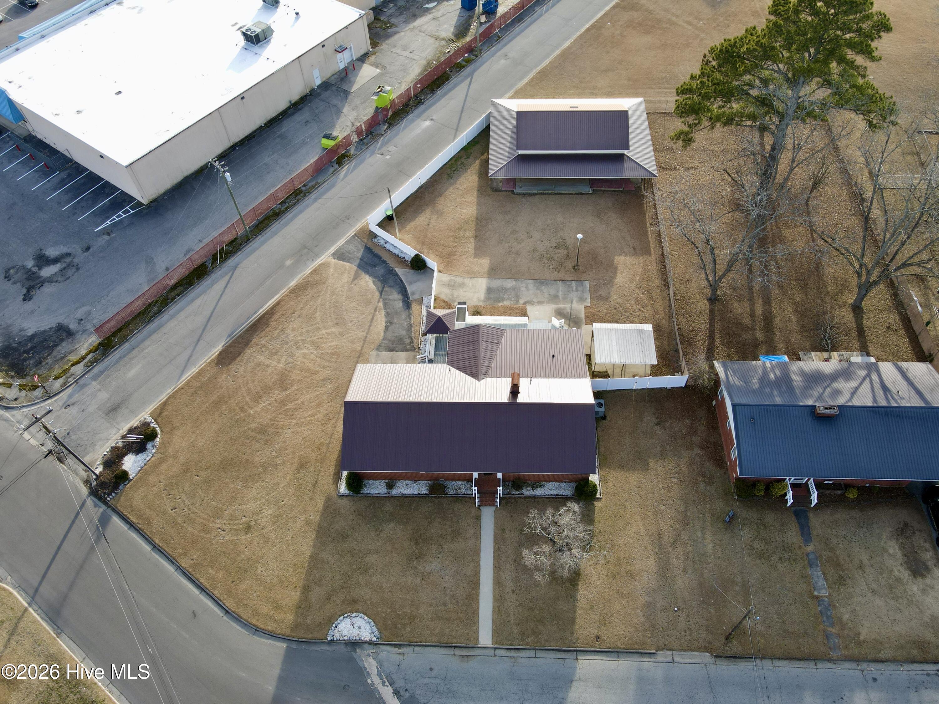 212 Sunset Drive Property Photo 12