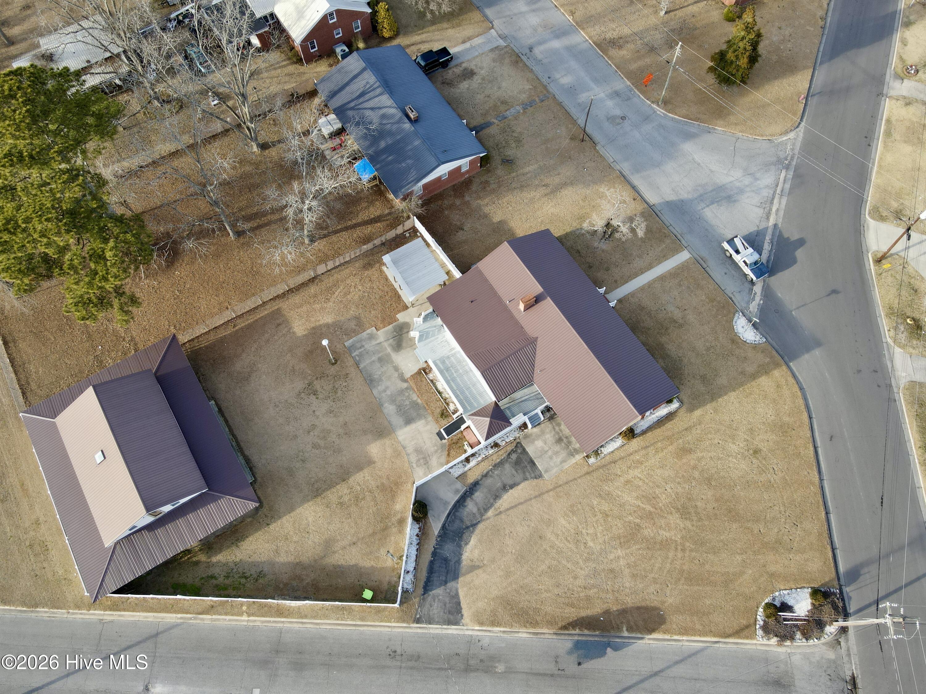 212 Sunset Drive Property Photo 15