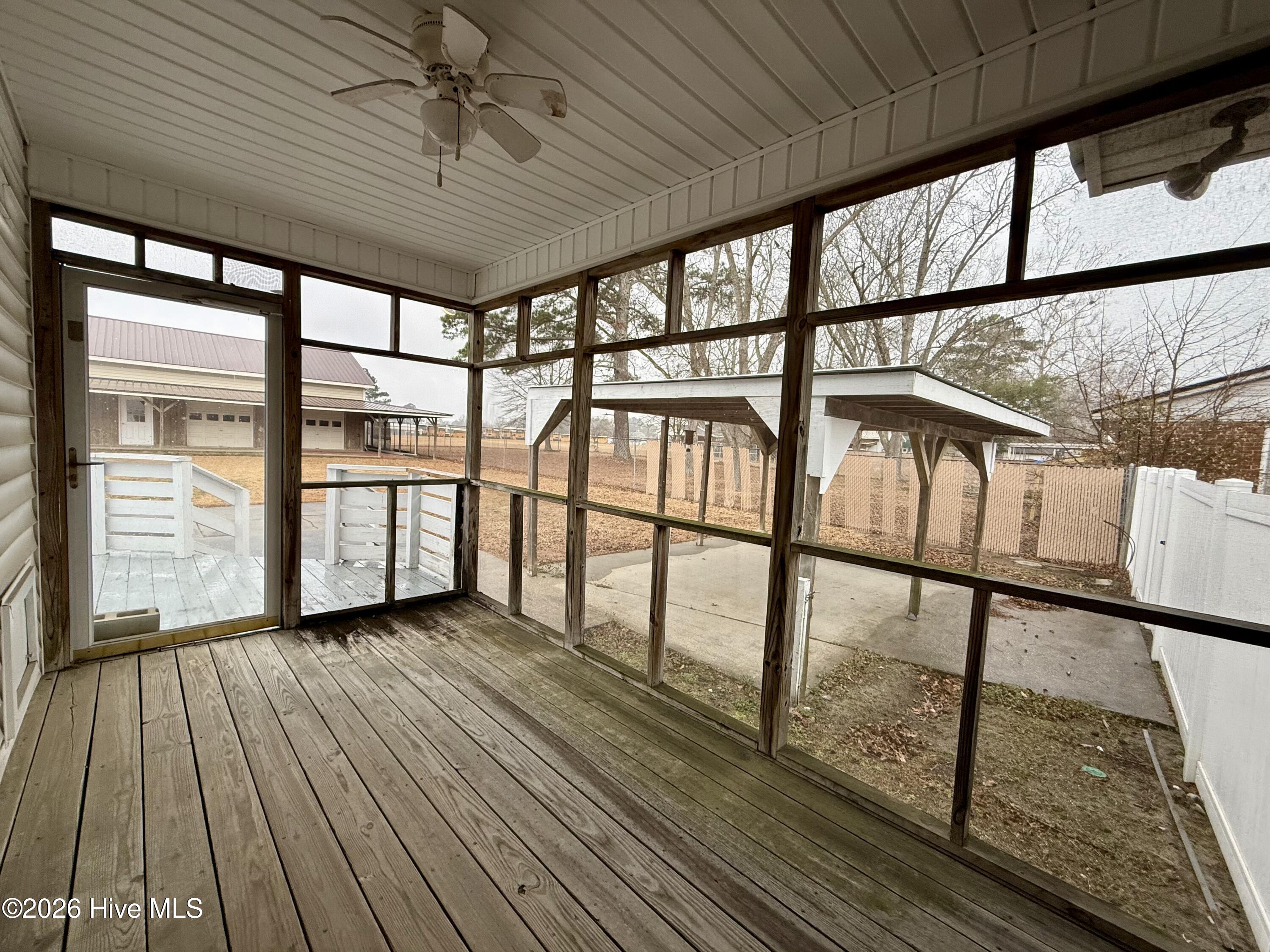212 Sunset Drive Property Photo 66