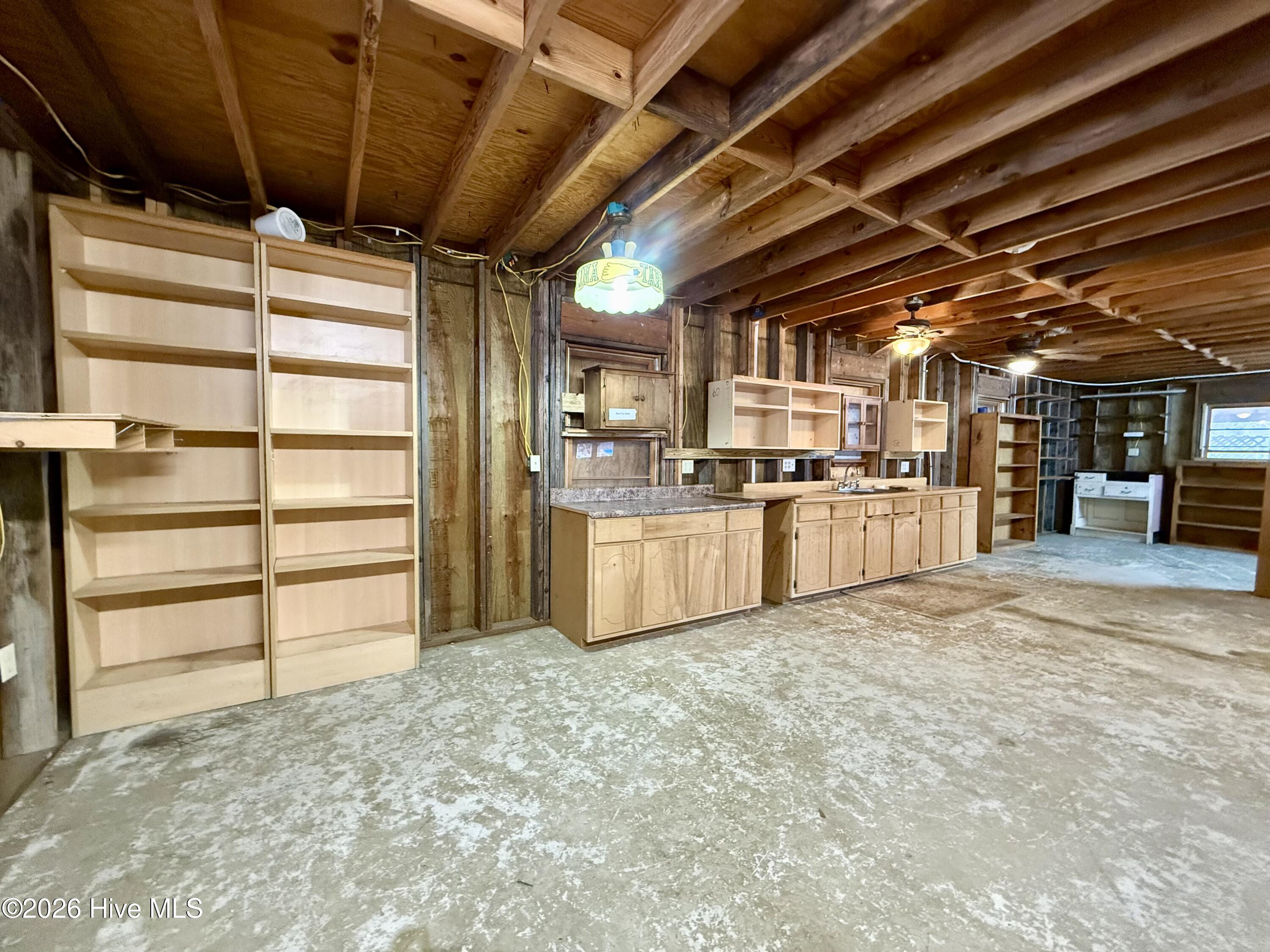 212 Sunset Drive Property Photo 71