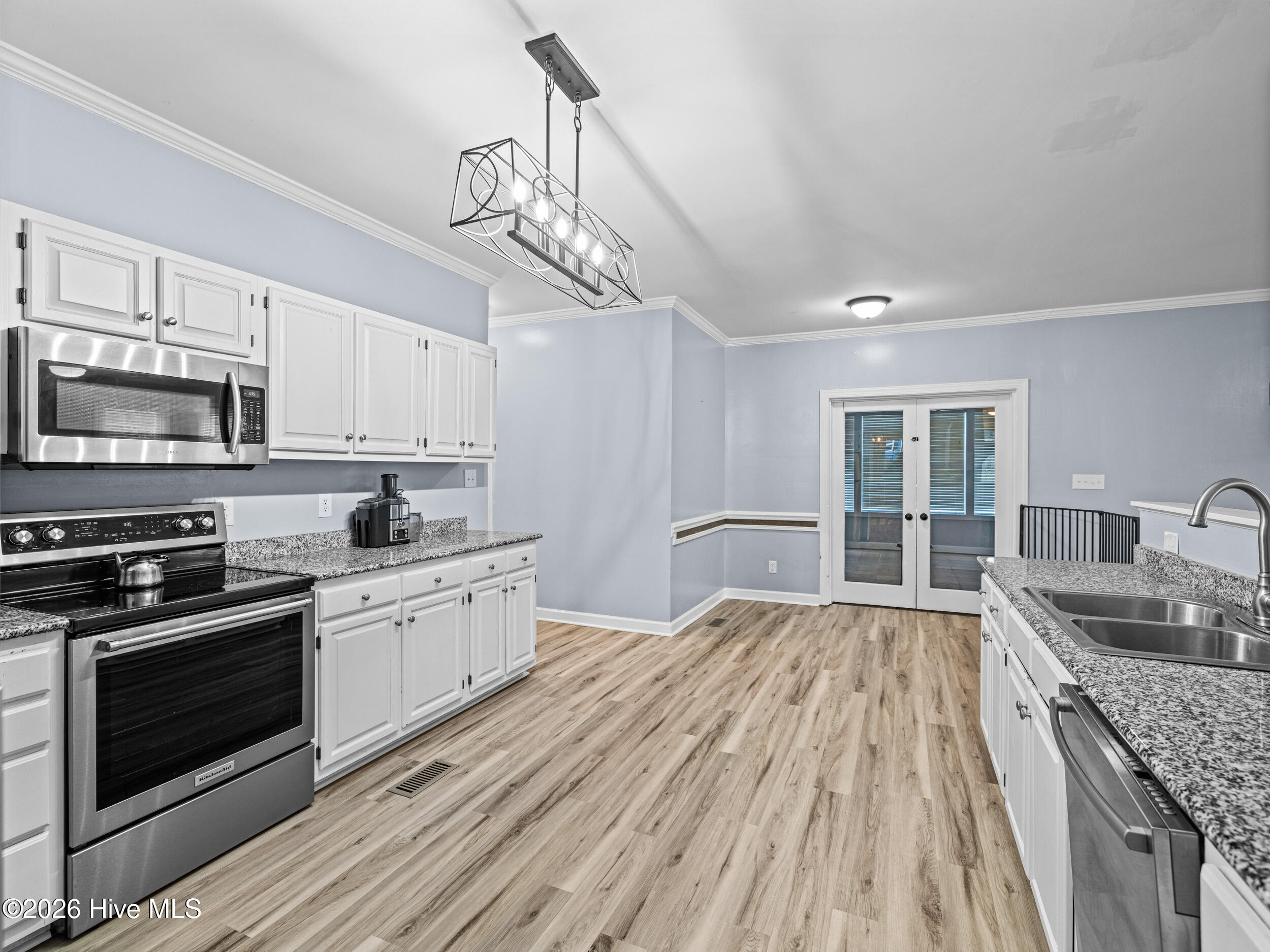503 Wythe Grove Property Photo 16