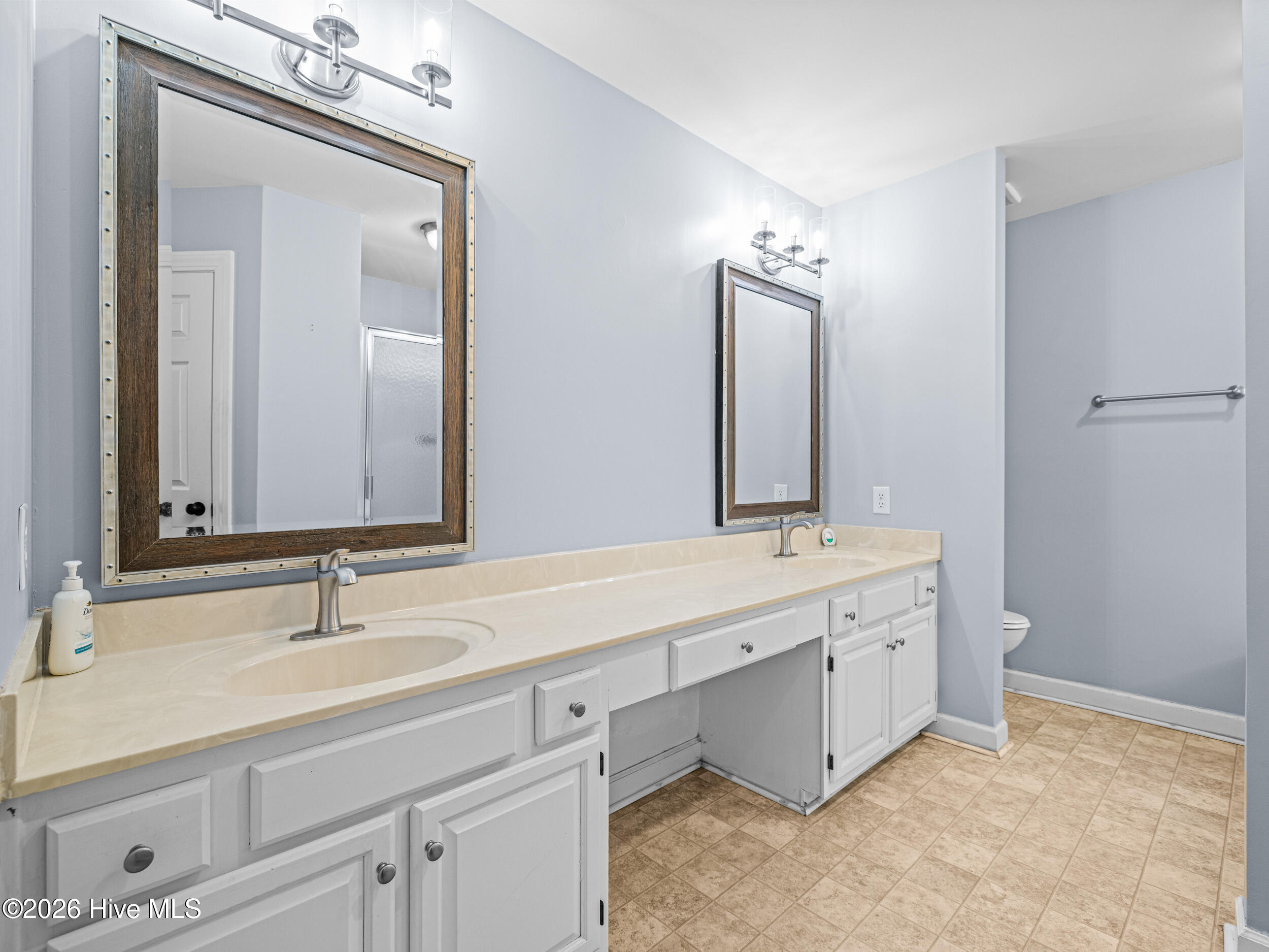 503 Wythe Grove Property Photo 29