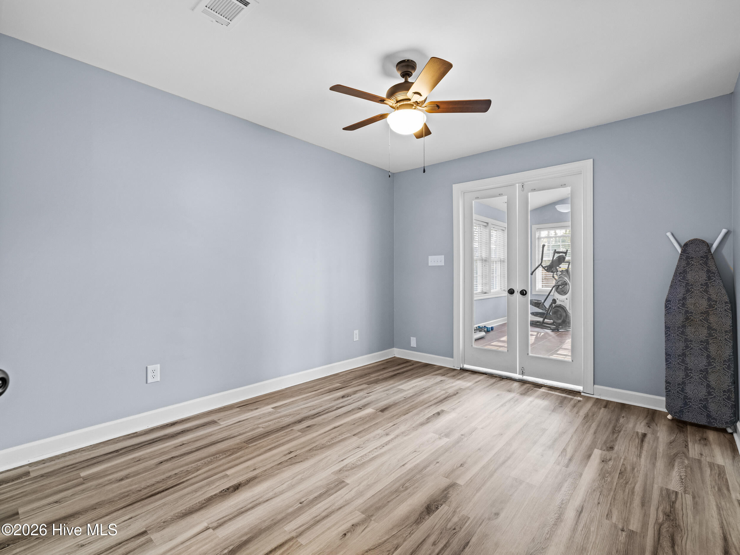 503 Wythe Grove Property Photo 39