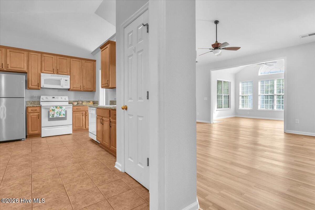 501 Sandpiper Bay Drive Sw Property Photo 4
