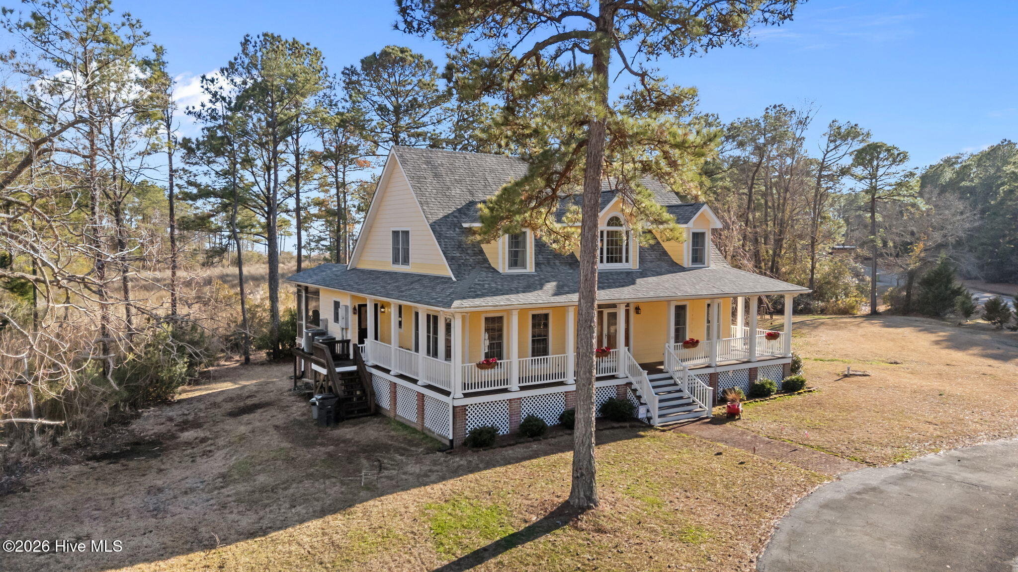 33 Neuse Winds Drive Property Photo 4