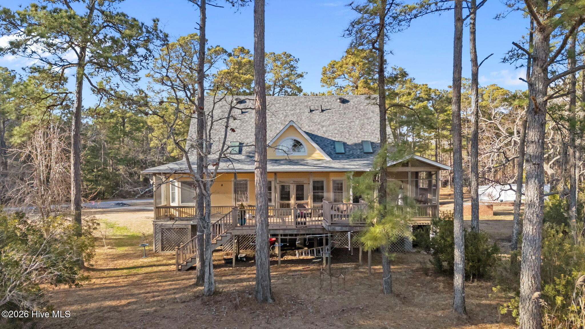 33 Neuse Winds Drive Property Photo 5