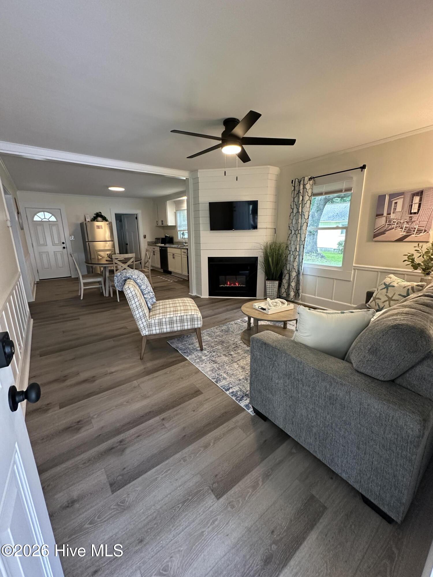 5326 Masonboro Loop Road Property Photo 2