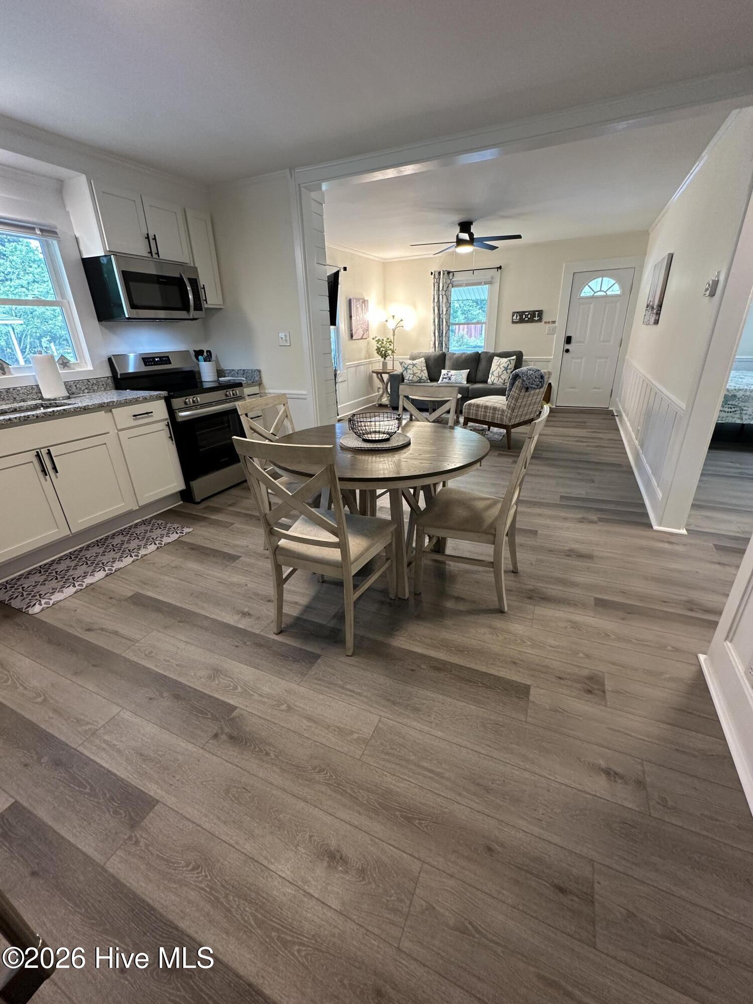 5326 Masonboro Loop Road Property Photo 7