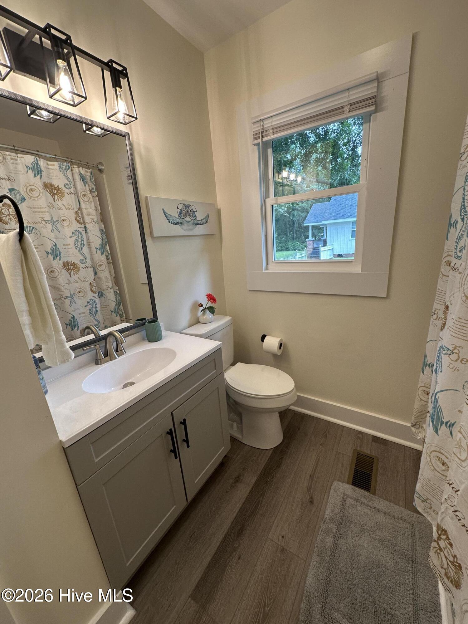 5326 Masonboro Loop Road Property Photo 11