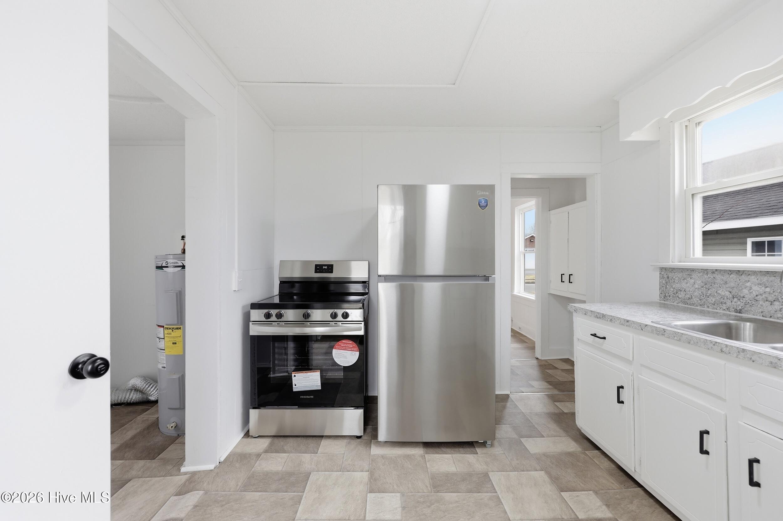 200 Queen Street Property Photo 11