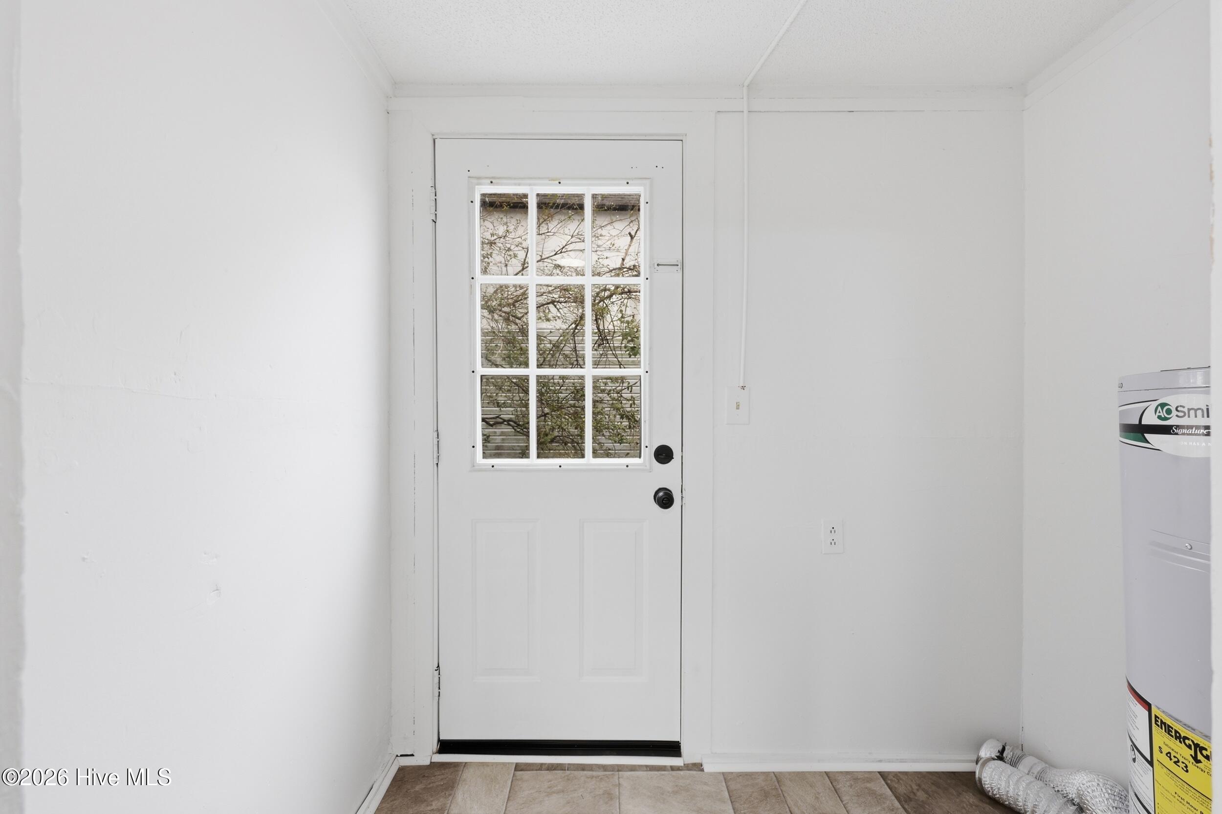 200 Queen Street Property Photo 12