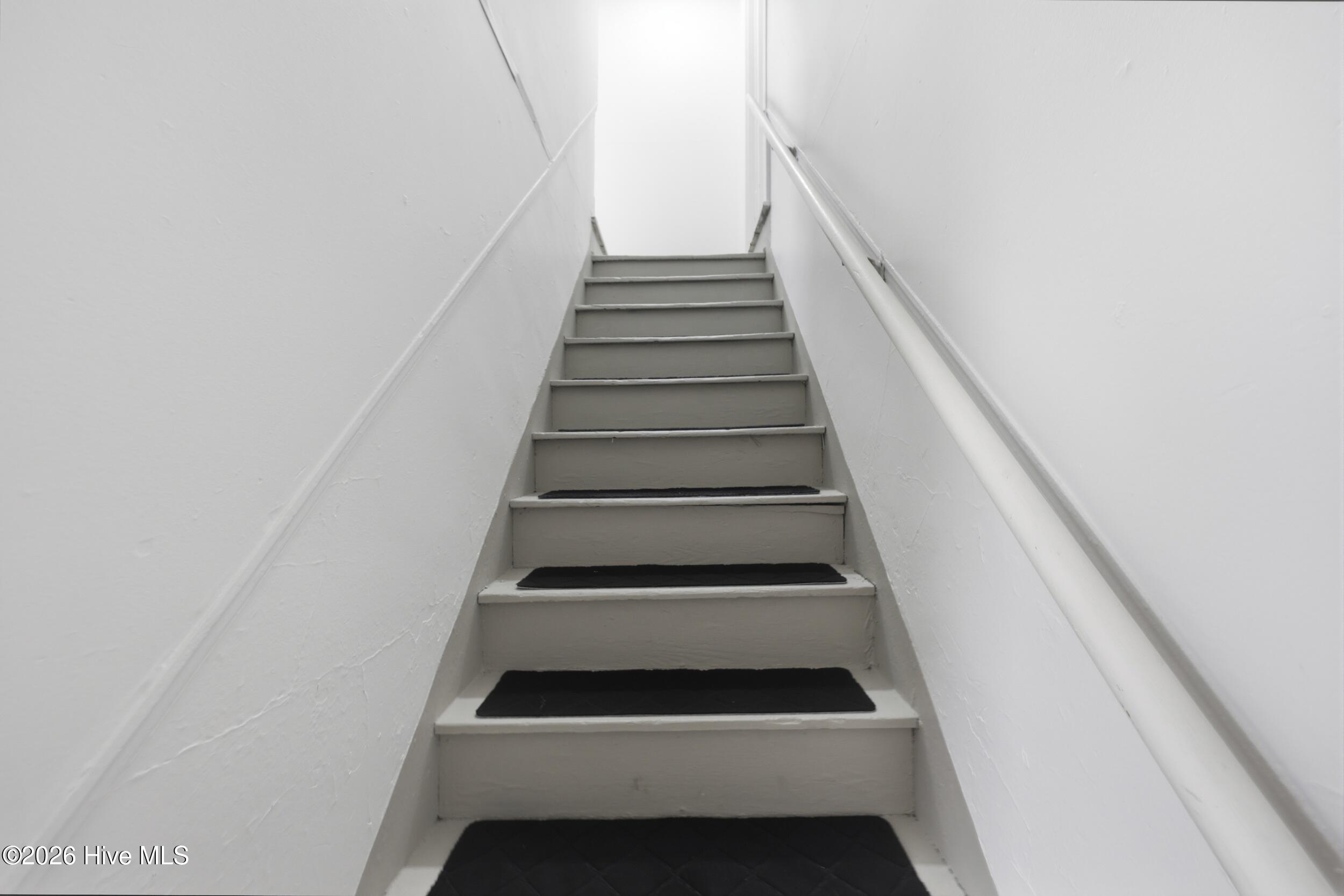 200 Queen Street Property Photo 14