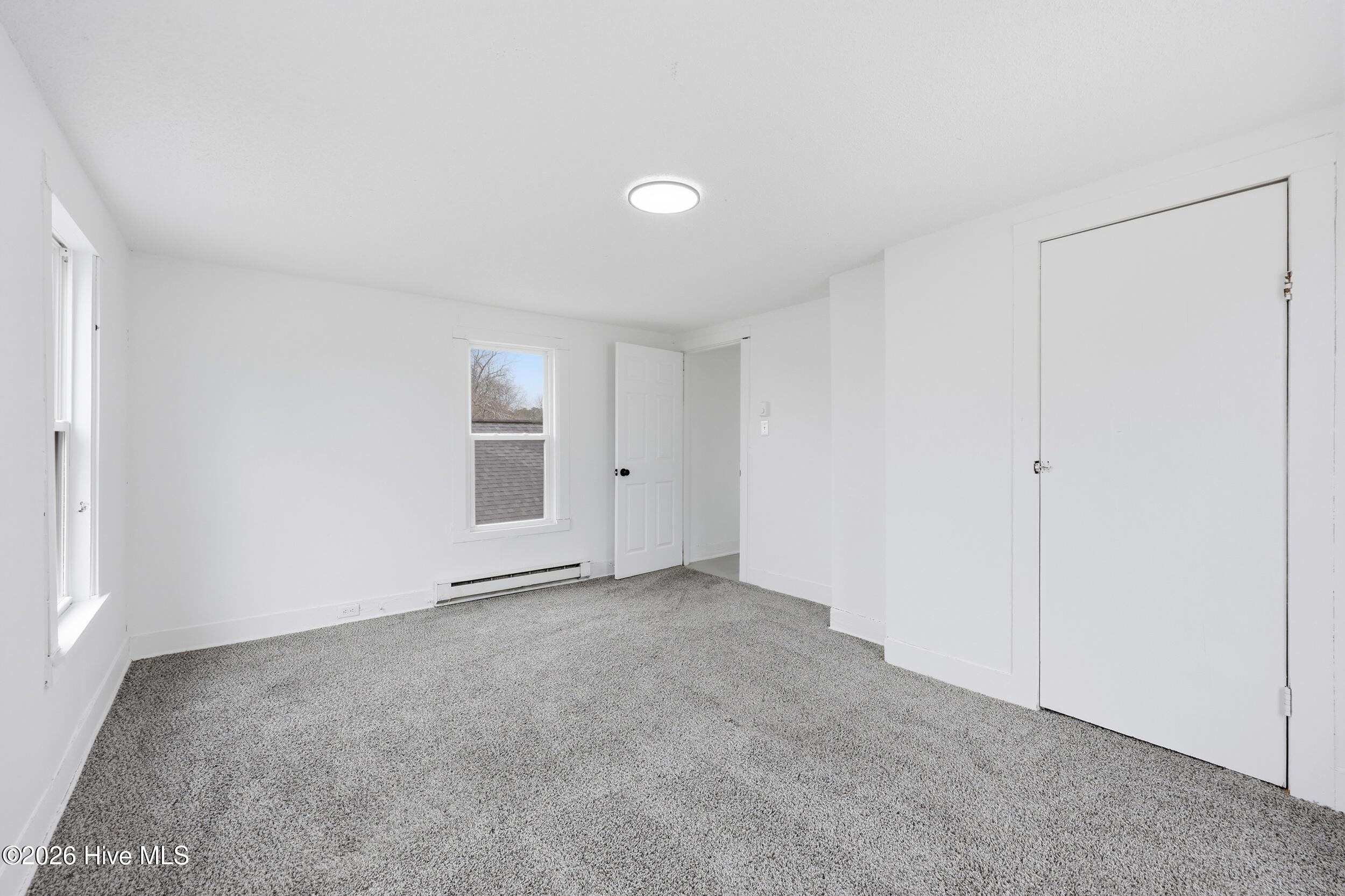 200 Queen Street Property Photo 23