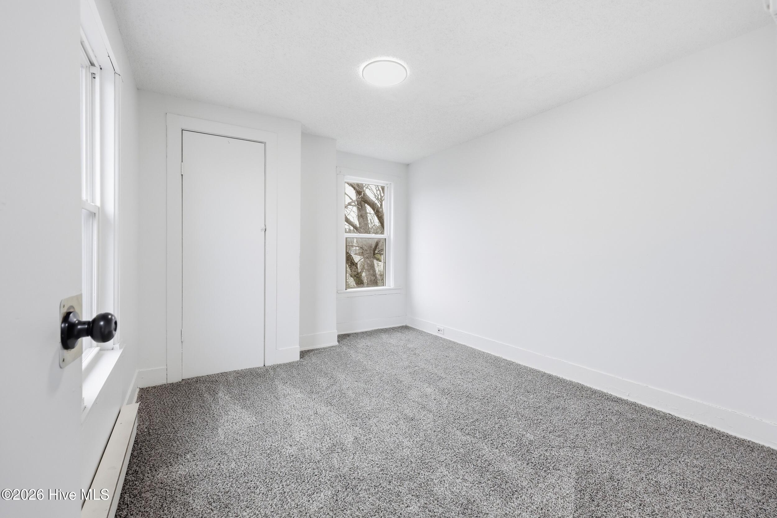 200 Queen Street Property Photo 24