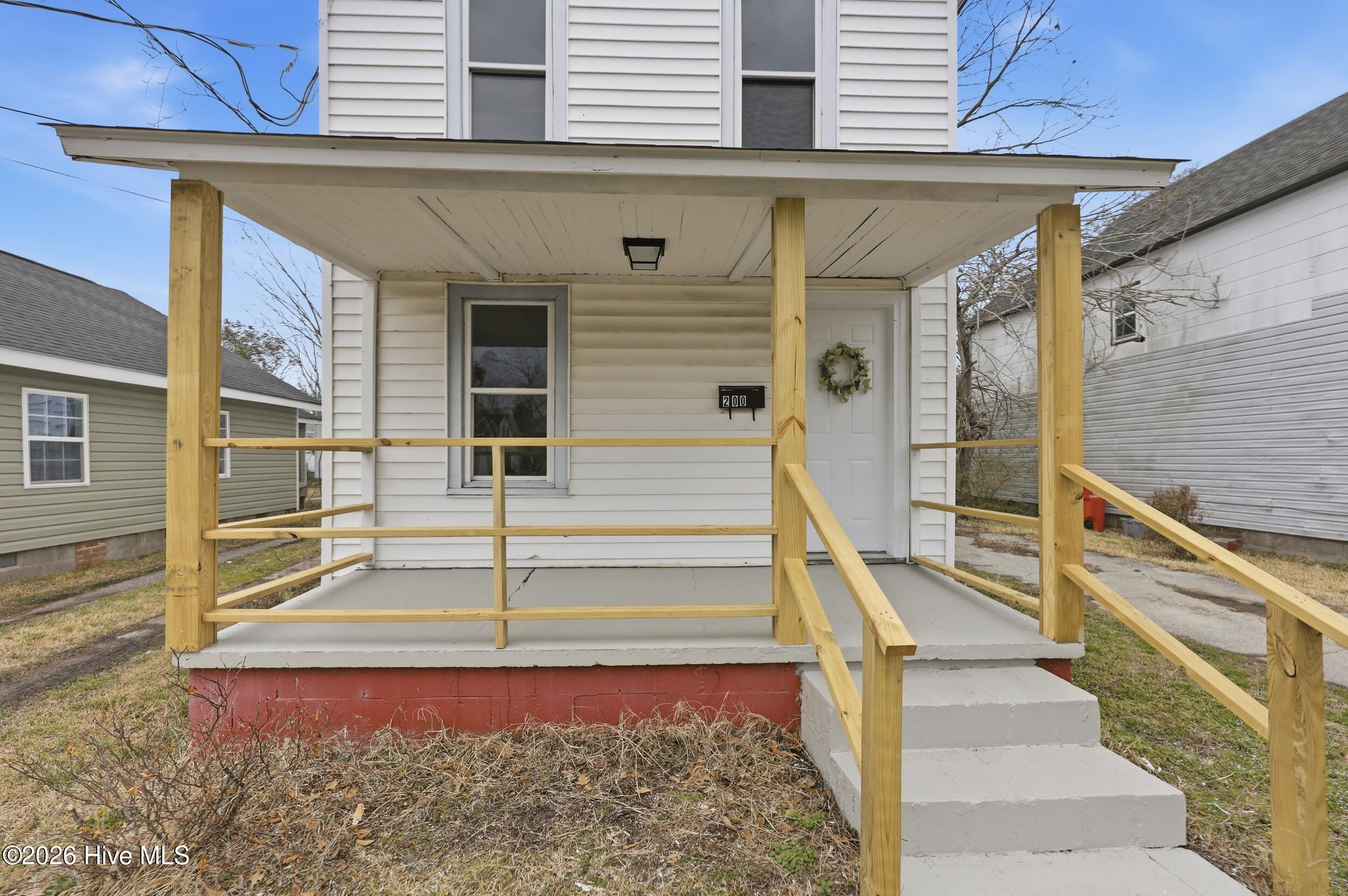 200 Queen Street Property Photo 28
