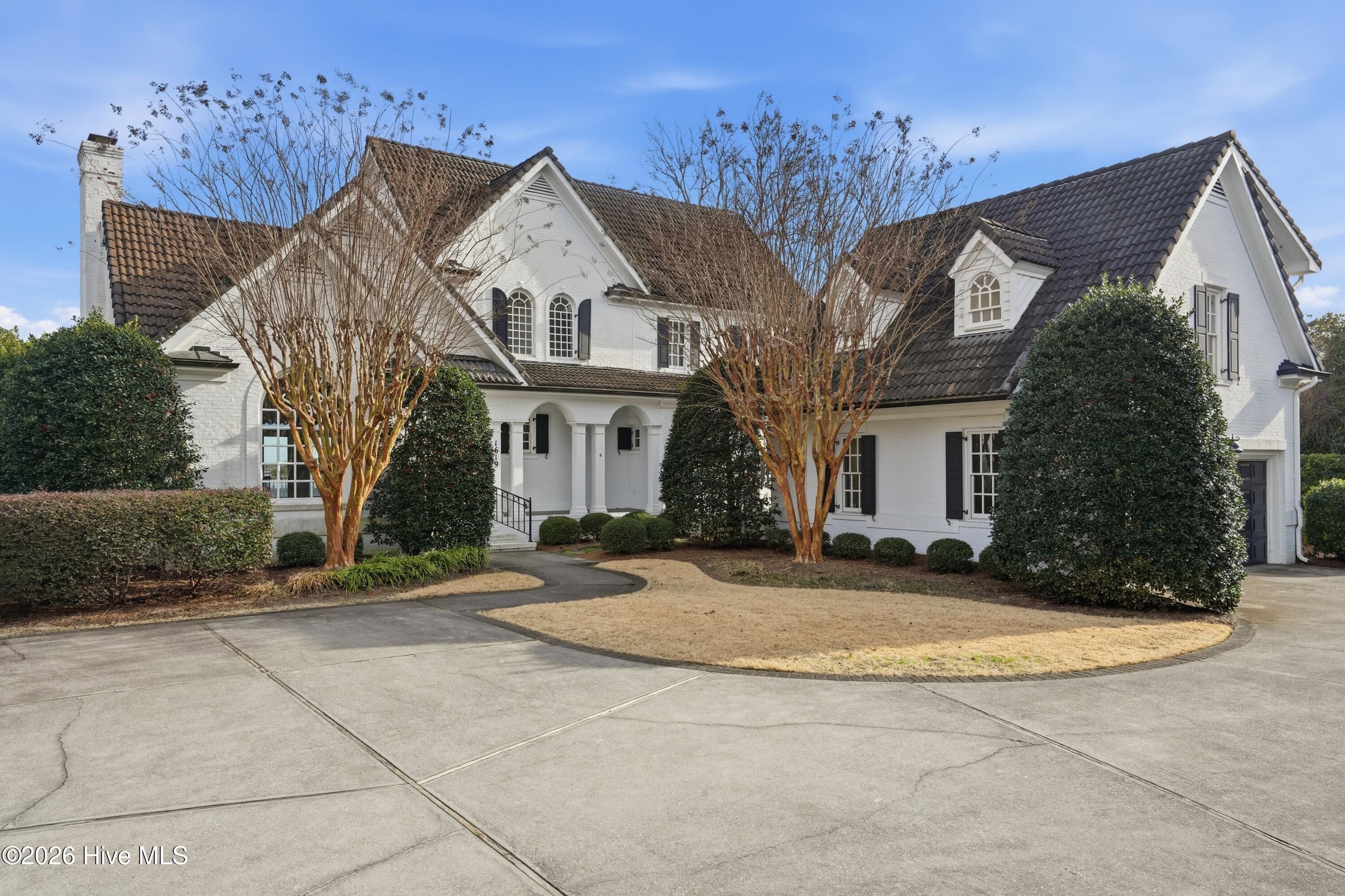 1619 Landfall Drive Property Photo 1
