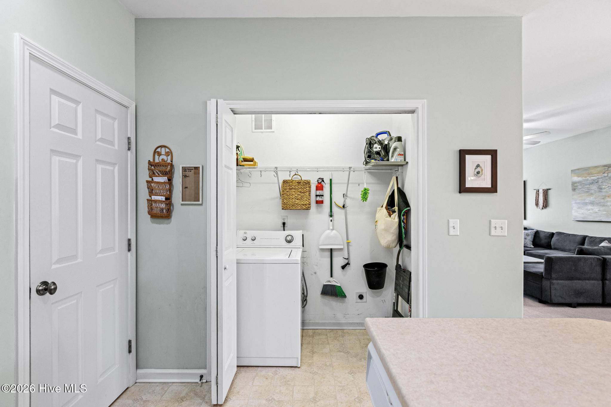 215/217 Lloyd Street Property Photo 10