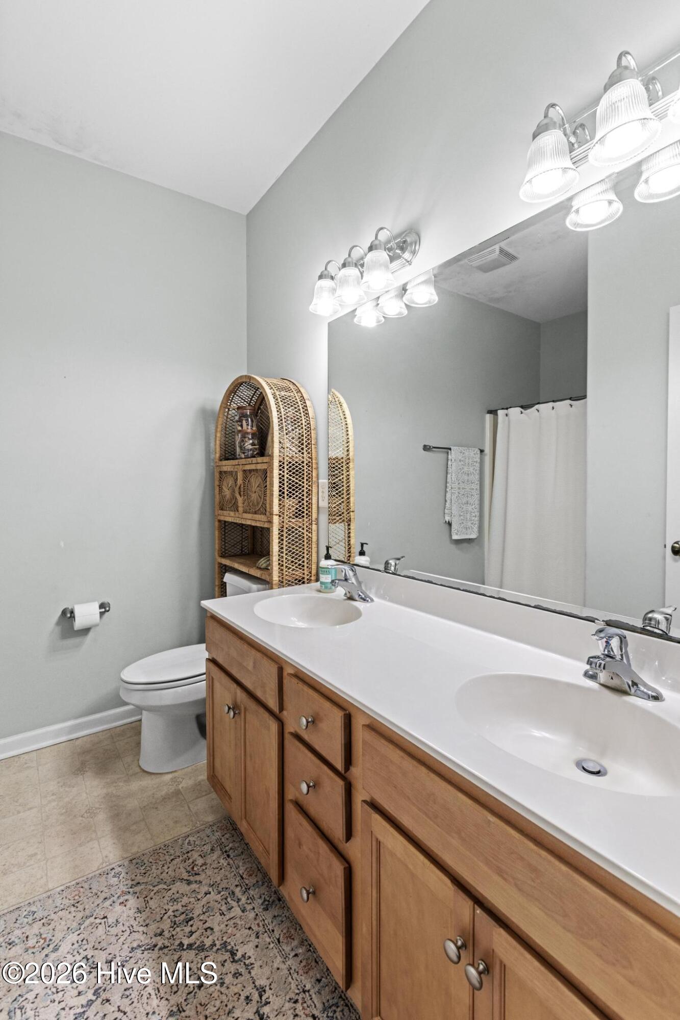 215/217 Lloyd Street Property Photo 14