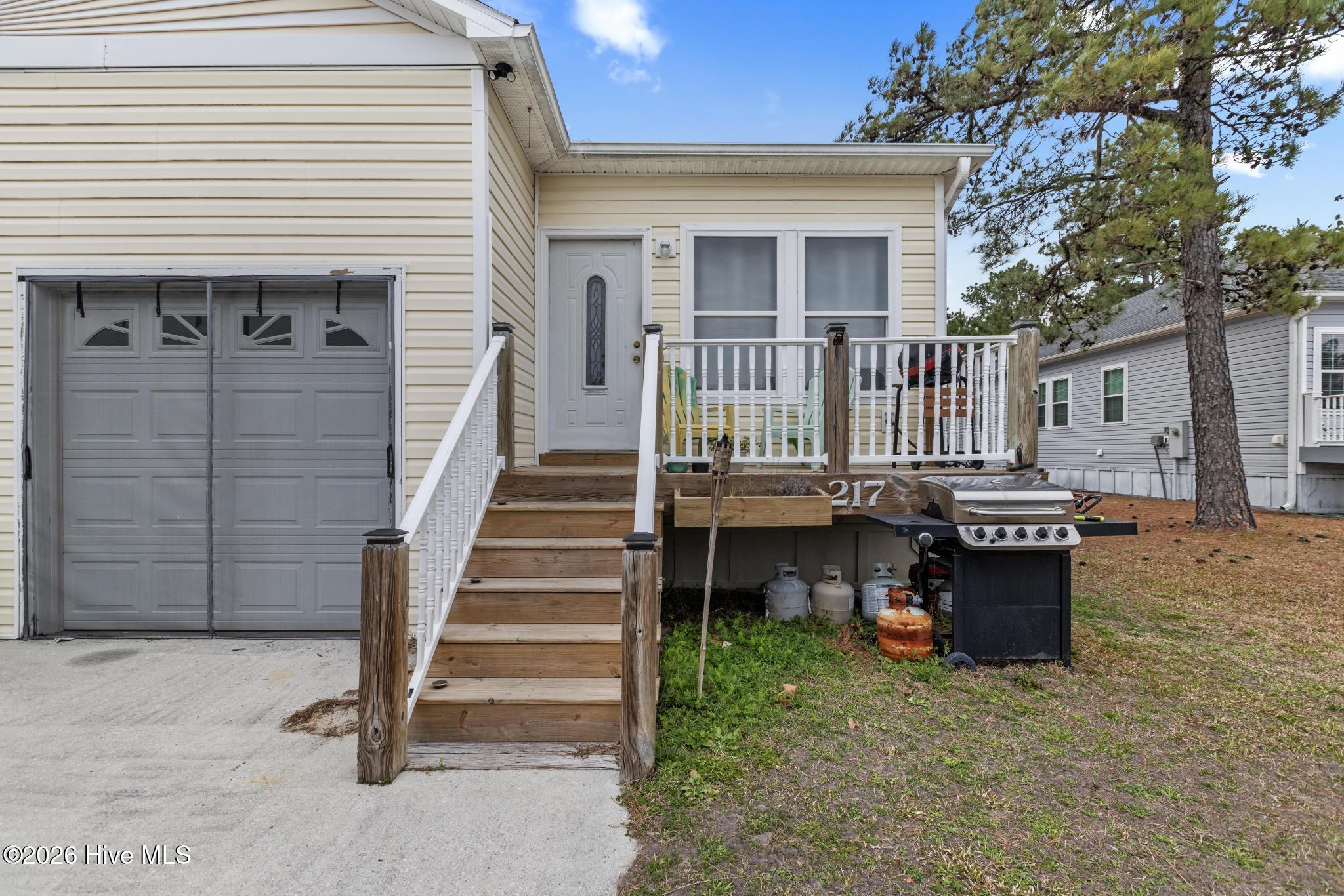 215/217 Lloyd Street Property Photo 25