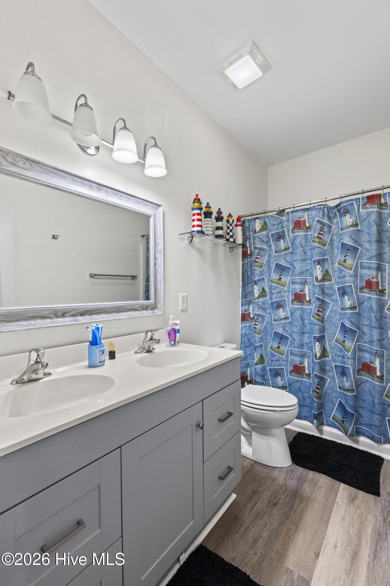 215/217 Lloyd Street Property Photo 33