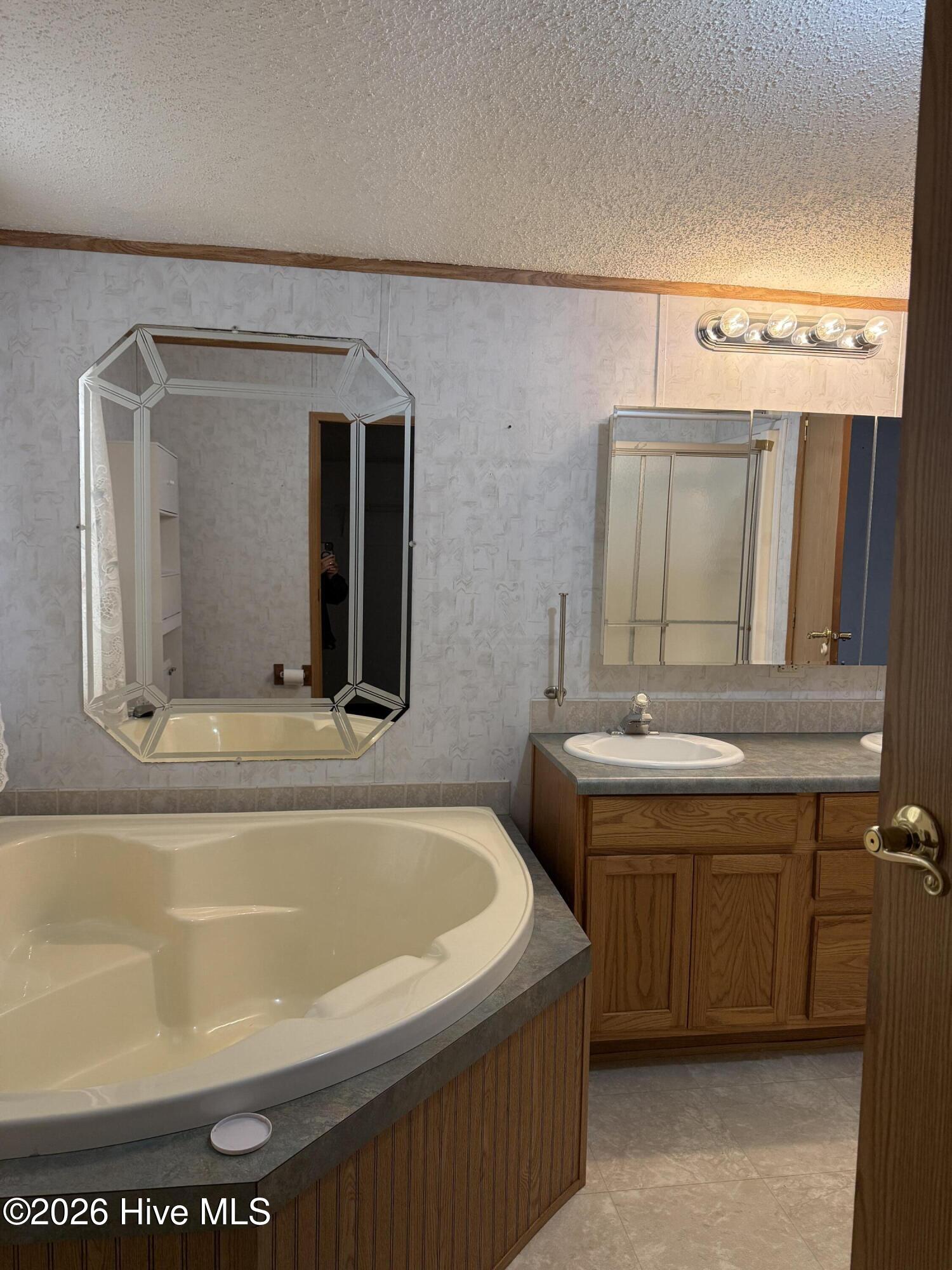 108 Richfield Court Property Photo 15