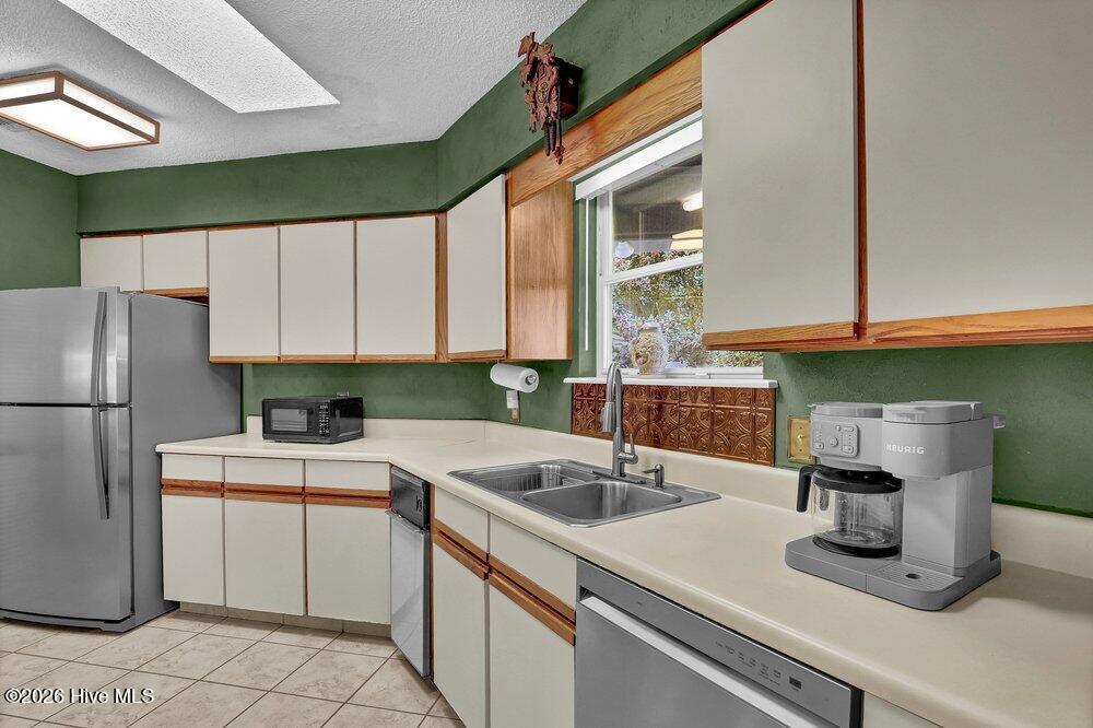 108 Bay Tree Circle Property Photo 7