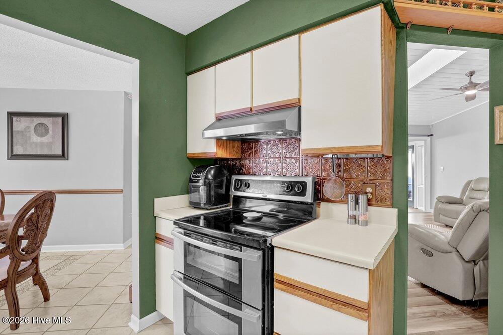 108 Bay Tree Circle Property Photo 8