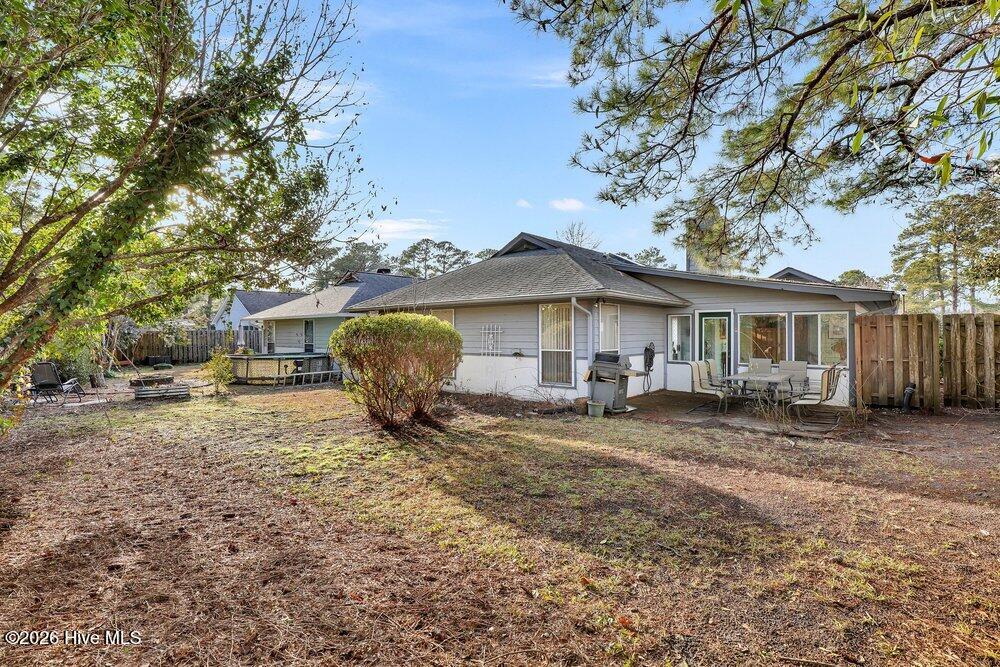 108 Bay Tree Circle Property Photo 28