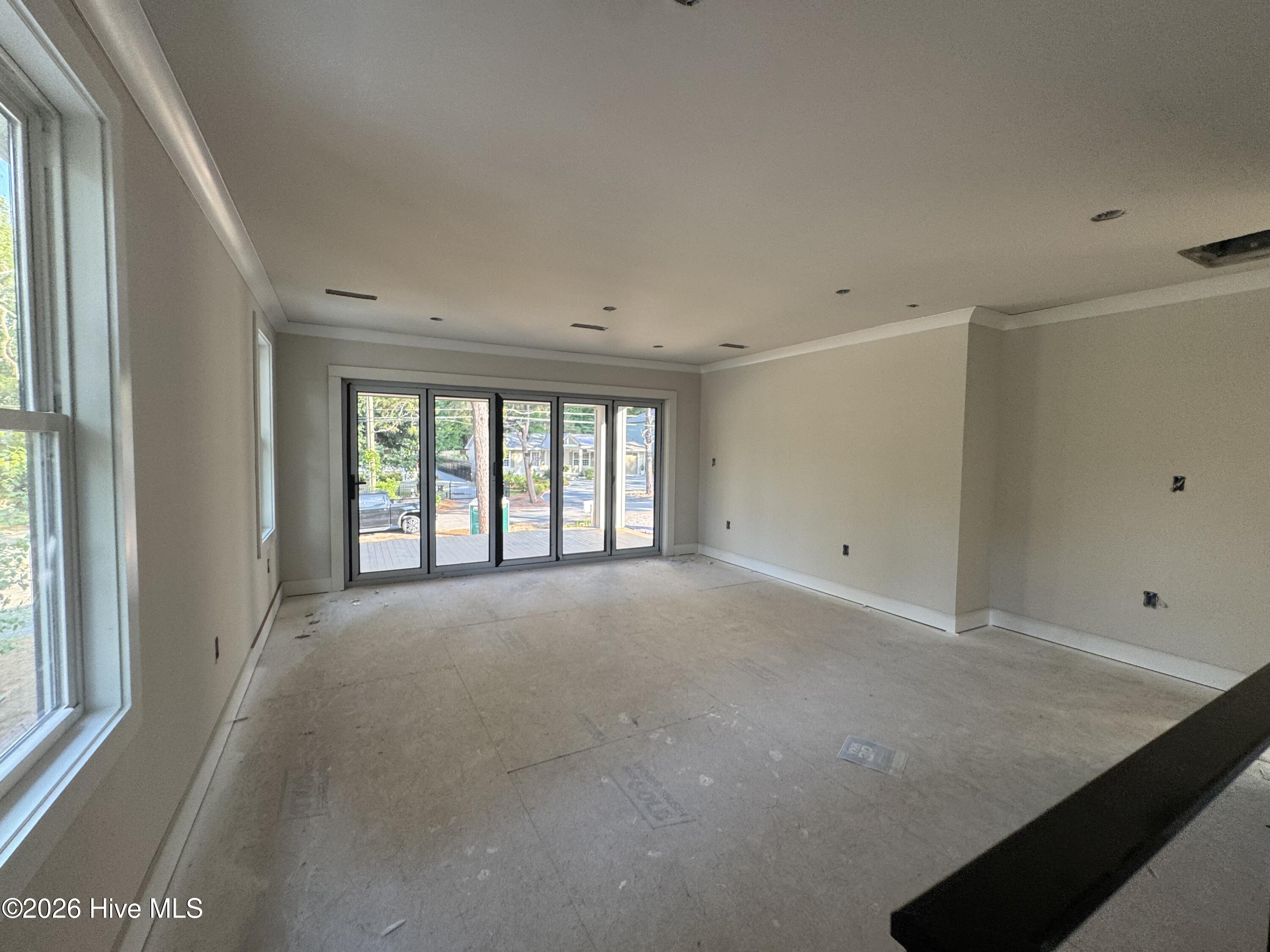 750 N Ashe Street Property Photo 10