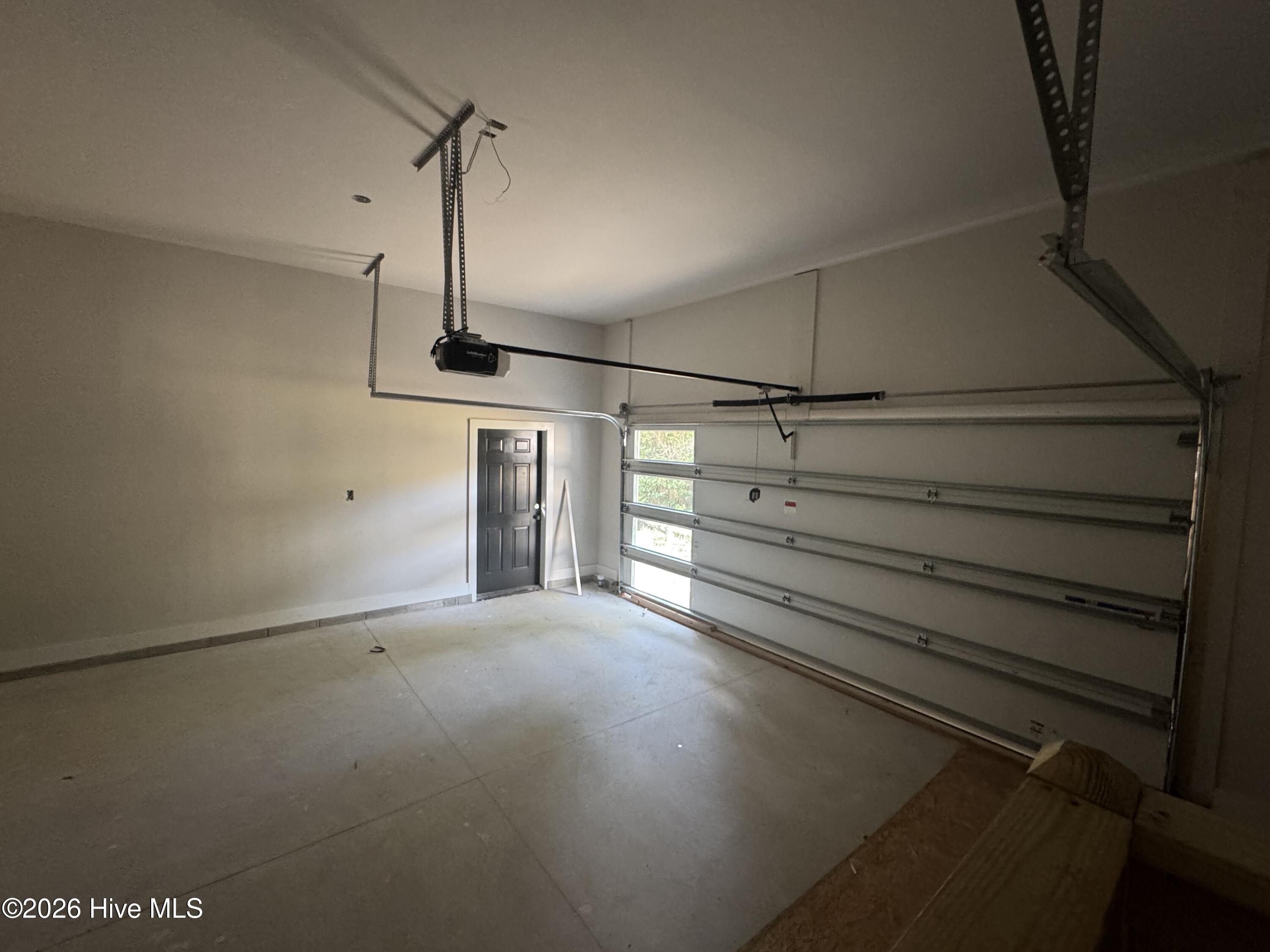 750 N Ashe Street Property Photo 16