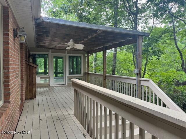 236 Ravenswood Road Property Photo 12