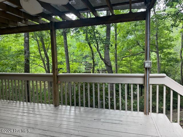 236 Ravenswood Road Property Photo 14