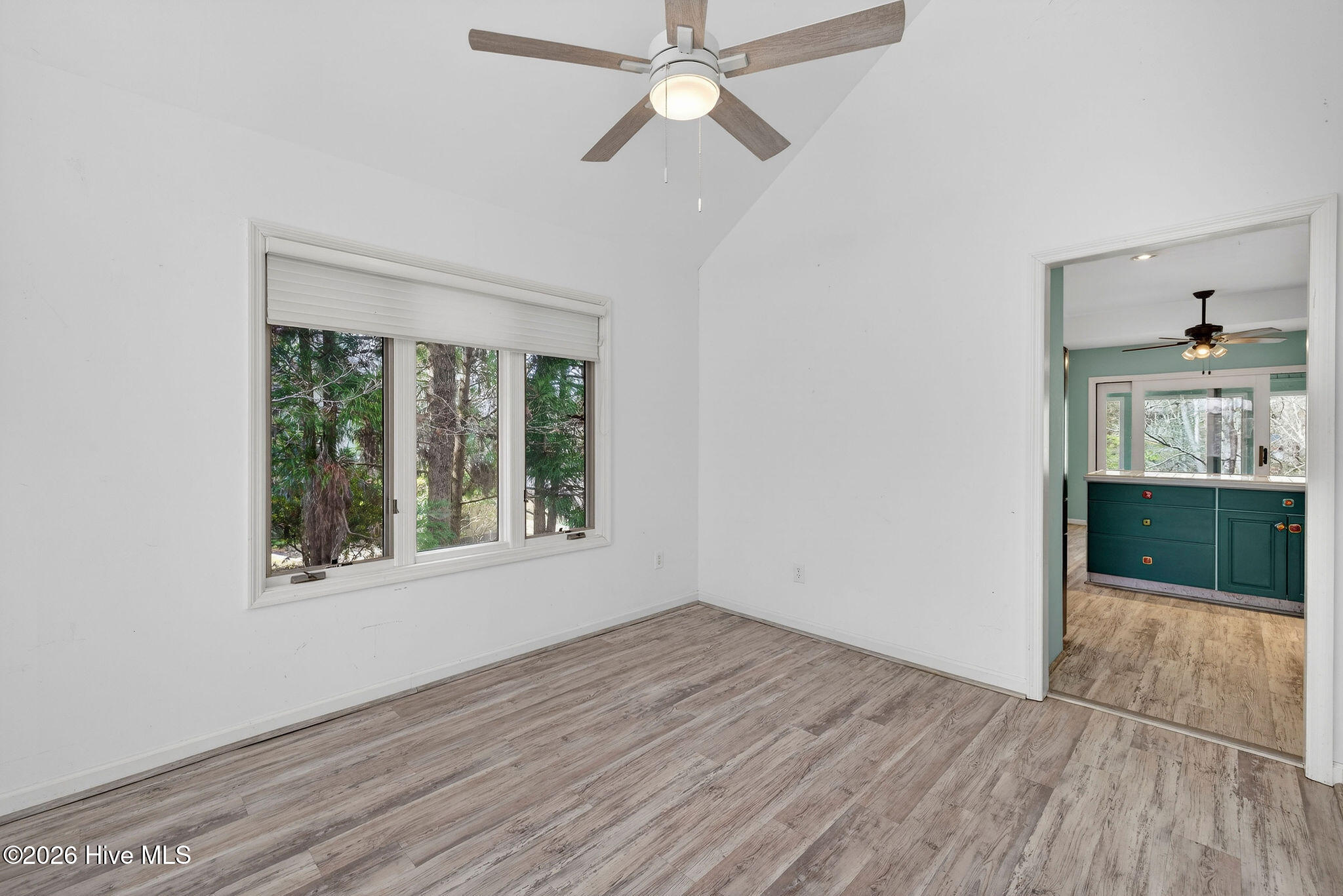 236 Ravenswood Road Property Photo 22