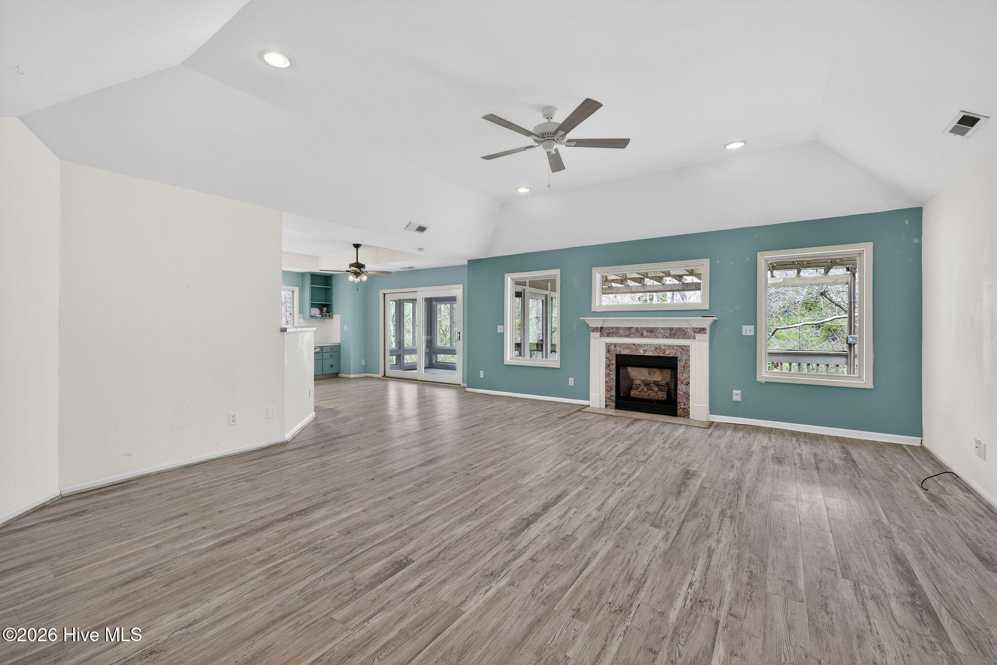 236 Ravenswood Road Property Photo 35