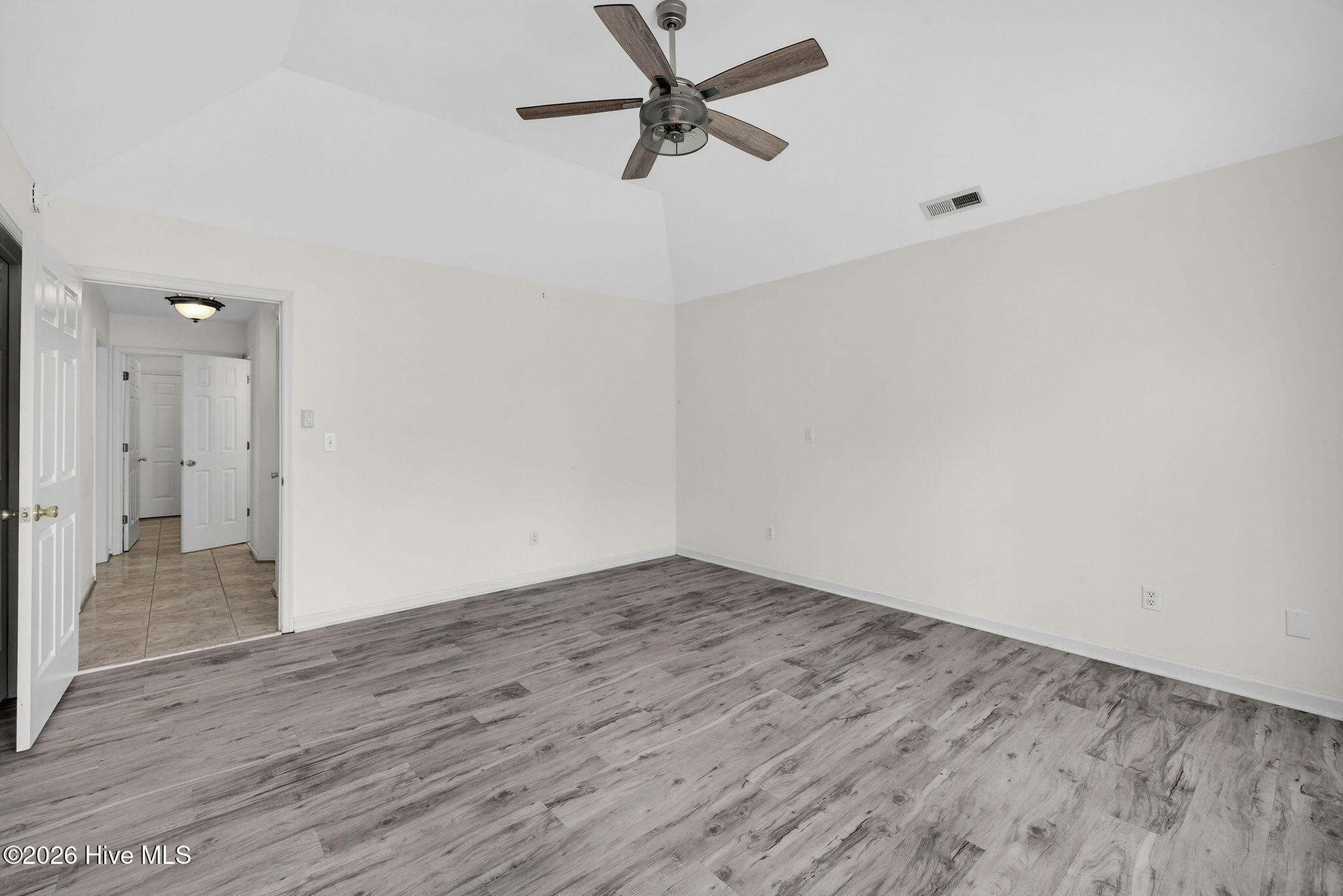 236 Ravenswood Road Property Photo 57