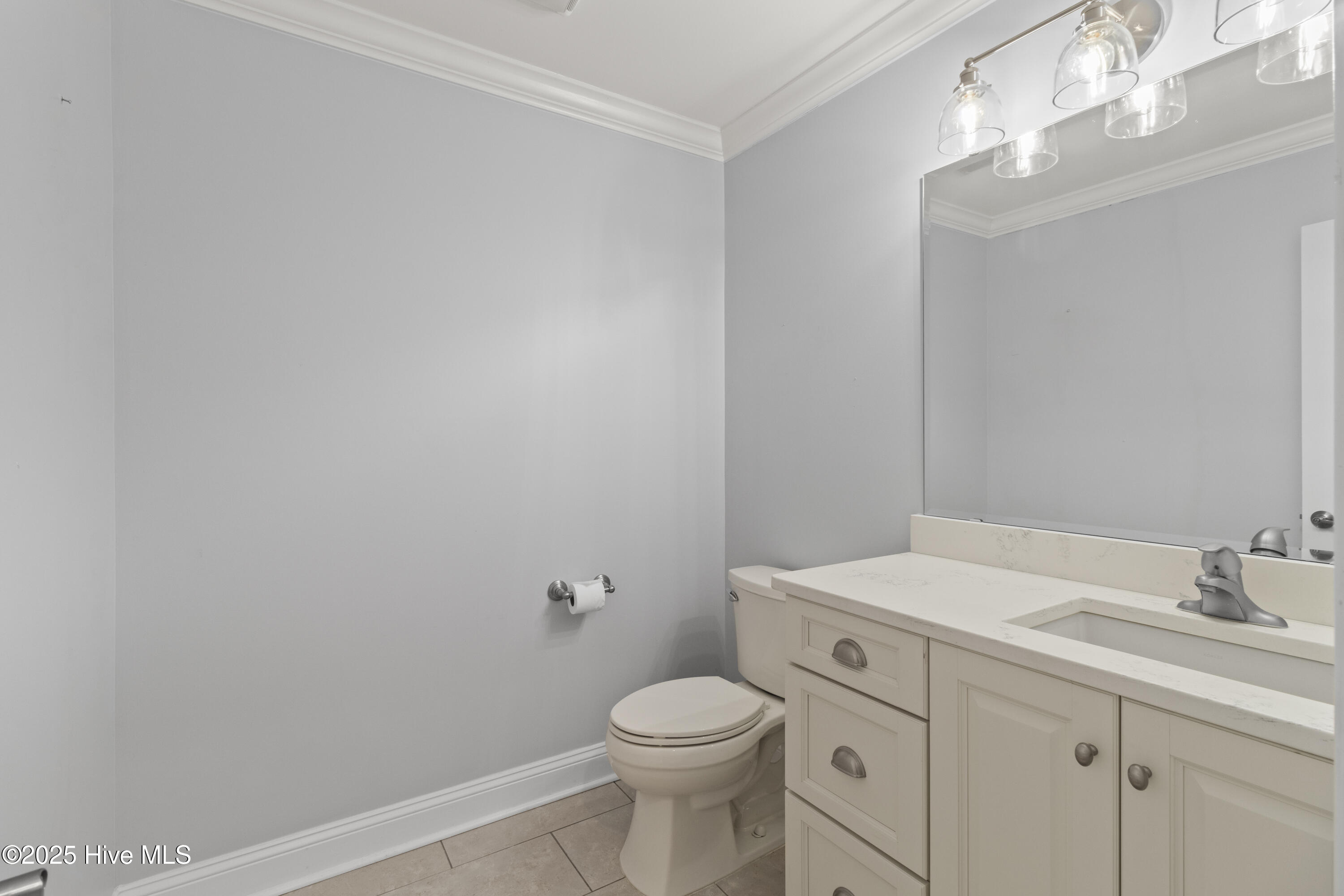 995 Chadwick Shores Drive Property Photo 19