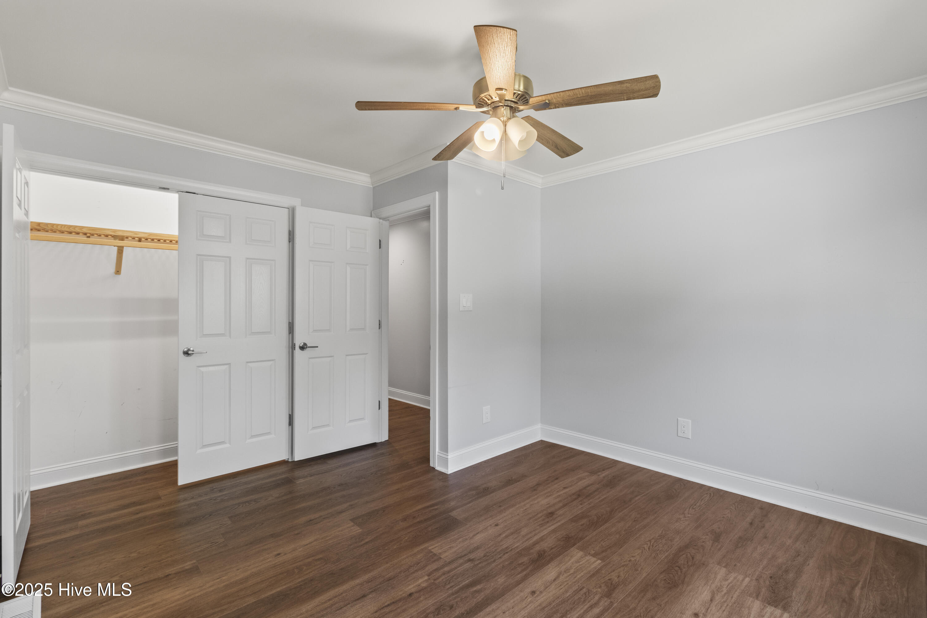 995 Chadwick Shores Drive Property Photo 30