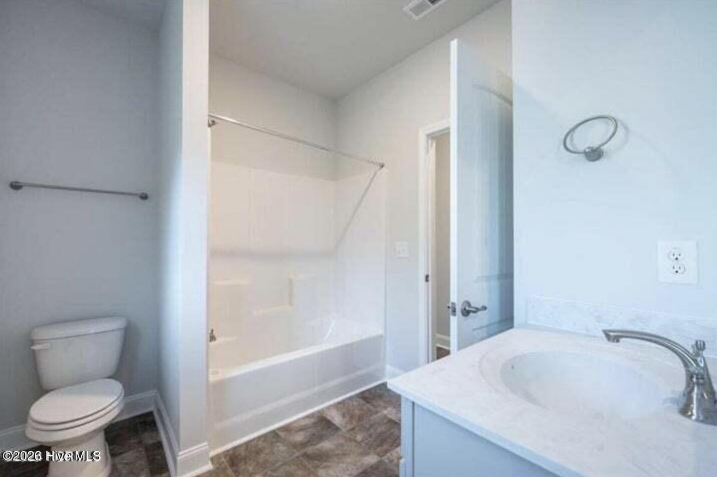 192 Seashore Street Property Photo 16
